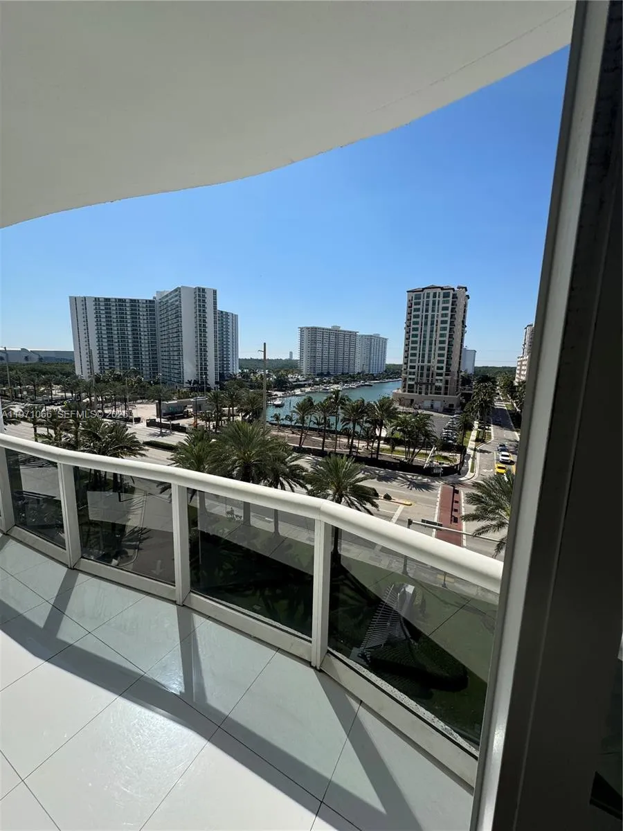 15901 Collins Ave 505, Sunny Isles Beach, Florida, Sunny Isles Beach, Florida 33160, 2 Bedrooms Bedrooms, ,2 BathroomsBathrooms,Residential Lease,For Rent,15901 Collins Ave 505, Sunny Isles Beach, Florida ,A11971066