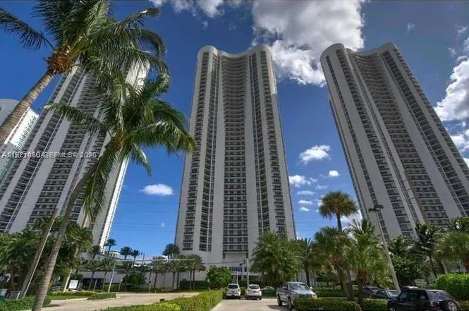 15901 Collins Ave 505, Sunny Isles Beach, Florida, Sunny Isles Beach, Florida 33160, 2 Bedrooms Bedrooms, ,2 BathroomsBathrooms,Residential Lease,For Rent,15901 Collins Ave 505, Sunny Isles Beach, Florida ,A11971066
