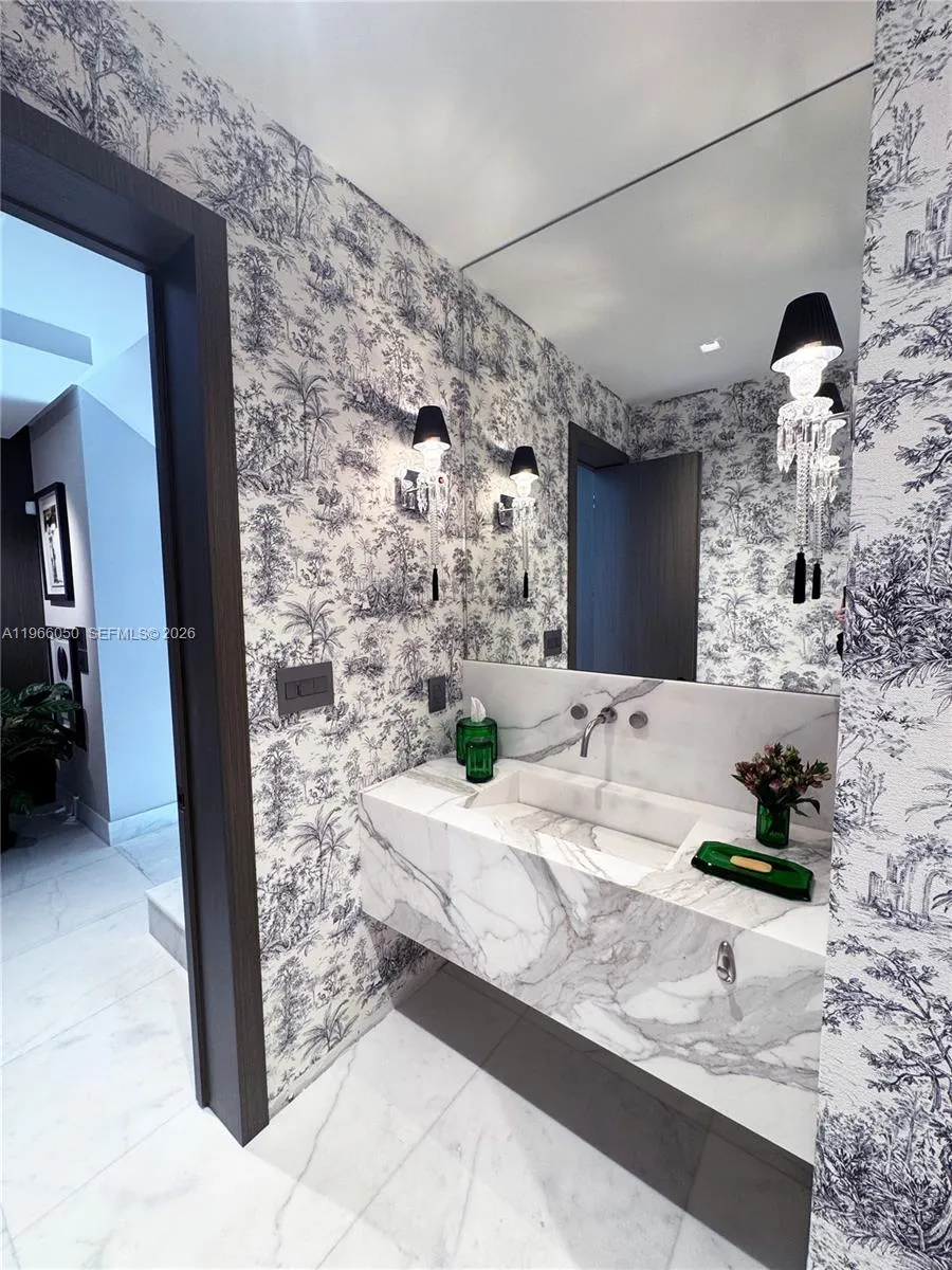 2000 S Bayshore Drive 13, Miami, Florida 33133, Miami, Florida 33133, 5 Bedrooms Bedrooms, ,5 BathroomsBathrooms,Residential,For Sale,2000 S Bayshore Drive 13, Miami, Florida 33133,A11966050