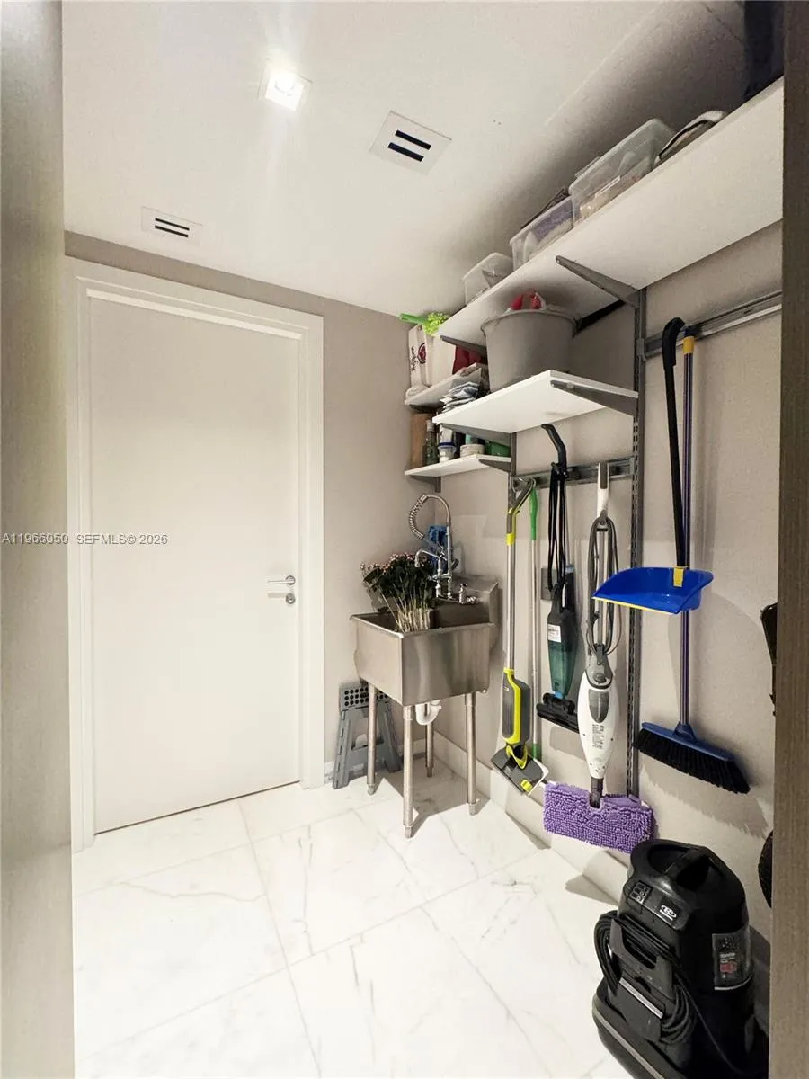 2000 S Bayshore Drive 13, Miami, Florida 33133, Miami, Florida 33133, 5 Bedrooms Bedrooms, ,5 BathroomsBathrooms,Residential,For Sale,2000 S Bayshore Drive 13, Miami, Florida 33133,A11966050