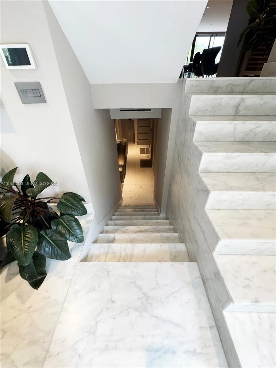 2000 S Bayshore Drive 13, Miami, Florida 33133, Miami, Florida 33133, 5 Bedrooms Bedrooms, ,5 BathroomsBathrooms,Residential,For Sale,2000 S Bayshore Drive 13, Miami, Florida 33133,A11966050