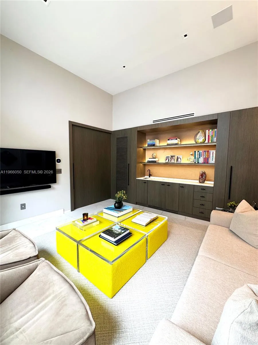 2000 S Bayshore Drive 13, Miami, Florida 33133, Miami, Florida 33133, 5 Bedrooms Bedrooms, ,5 BathroomsBathrooms,Residential,For Sale,2000 S Bayshore Drive 13, Miami, Florida 33133,A11966050