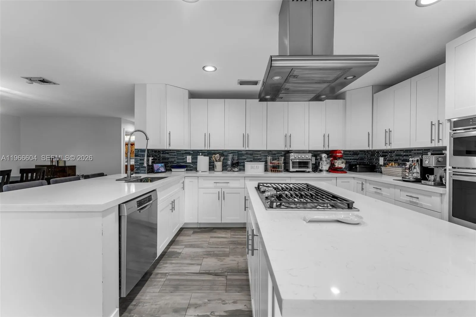 15416 Sw 99th Ln, Miami, Florida 33196, Miami, Florida 33196, 4 Bedrooms Bedrooms, ,3 BathroomsBathrooms,Residential,For Sale,15416 Sw 99th Ln, Miami, Florida 33196,A11966604