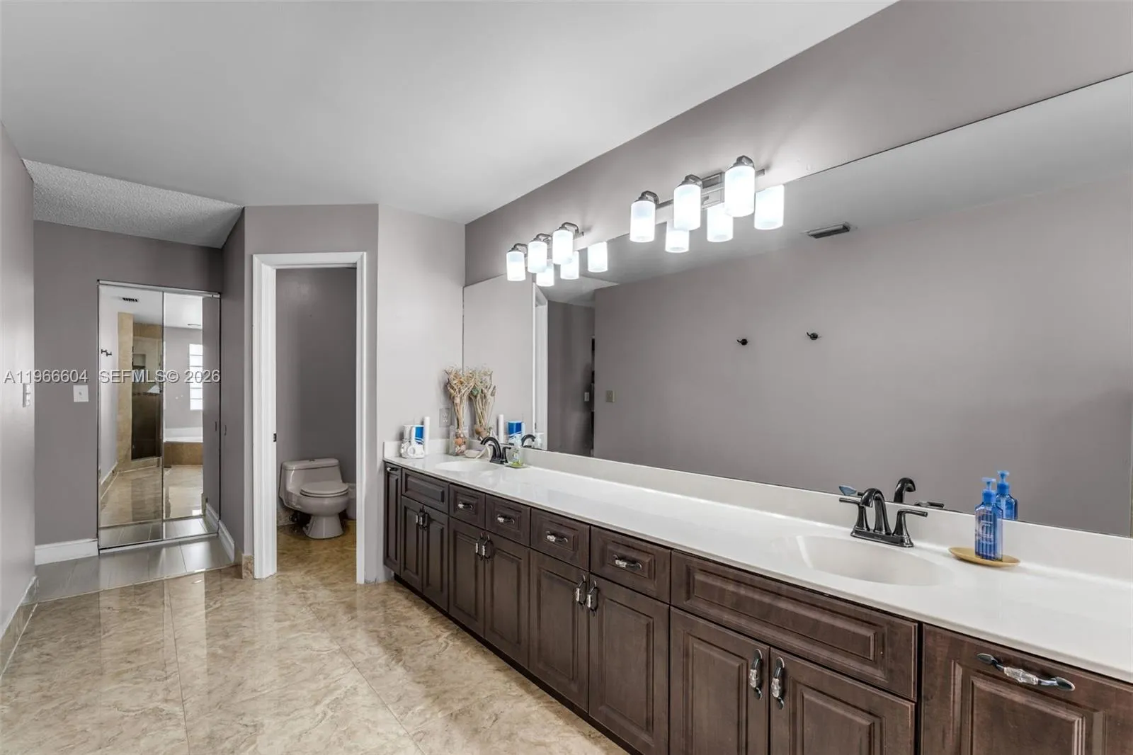 15416 Sw 99th Ln, Miami, Florida 33196, Miami, Florida 33196, 4 Bedrooms Bedrooms, ,3 BathroomsBathrooms,Residential,For Sale,15416 Sw 99th Ln, Miami, Florida 33196,A11966604