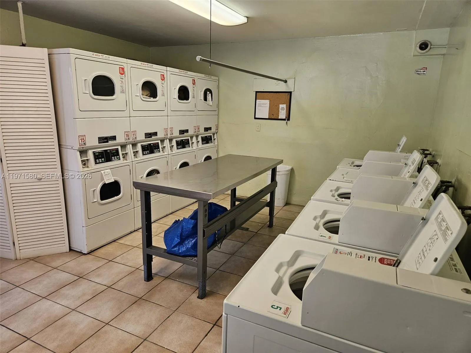 5660 Sw 78th St 6a, Miami, Florida 33143, Miami, Florida 33143, 2 Bedrooms Bedrooms, ,1 BathroomBathrooms,Residential Lease,For Rent,5660 Sw 78th St 6a, Miami, Florida 33143,A11971580