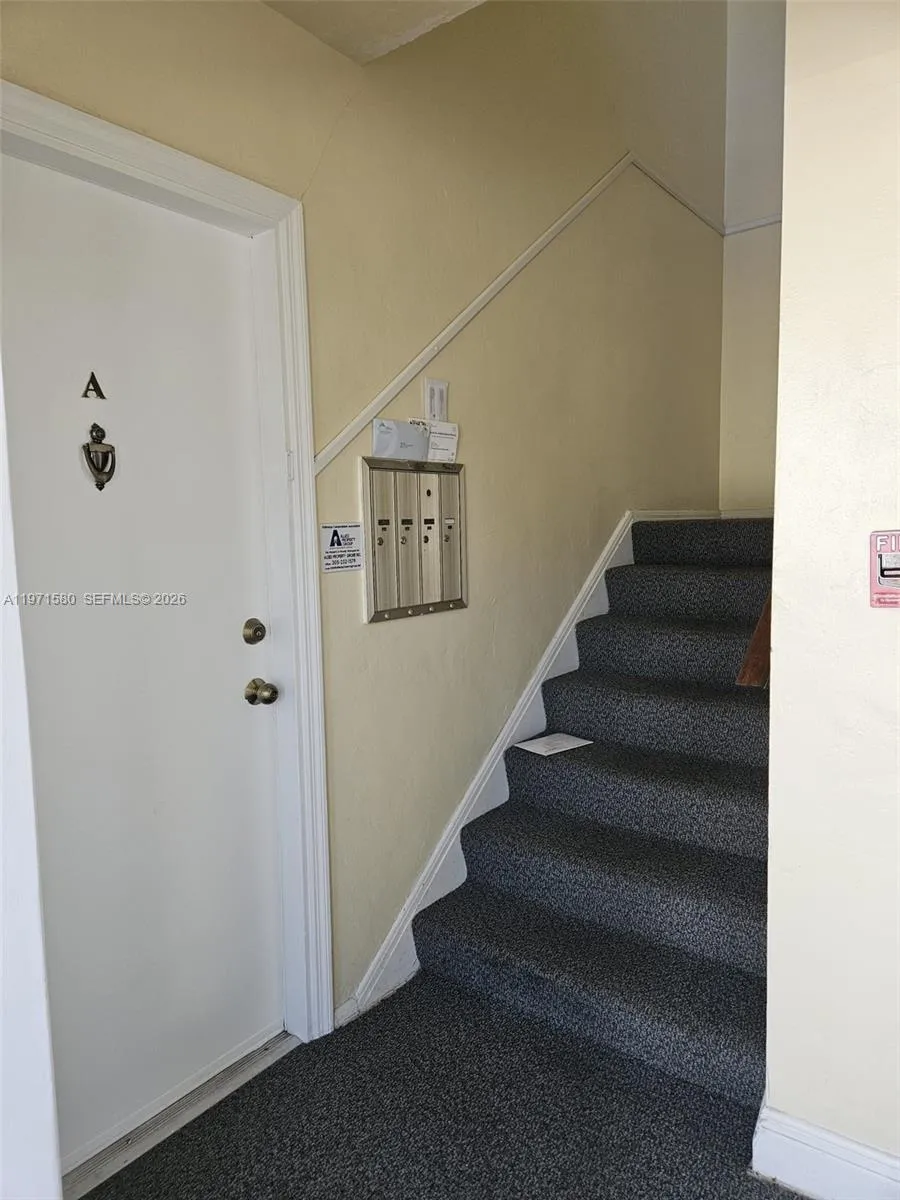 5660 Sw 78th St 6a, Miami, Florida 33143, Miami, Florida 33143, 2 Bedrooms Bedrooms, ,1 BathroomBathrooms,Residential Lease,For Rent,5660 Sw 78th St 6a, Miami, Florida 33143,A11971580