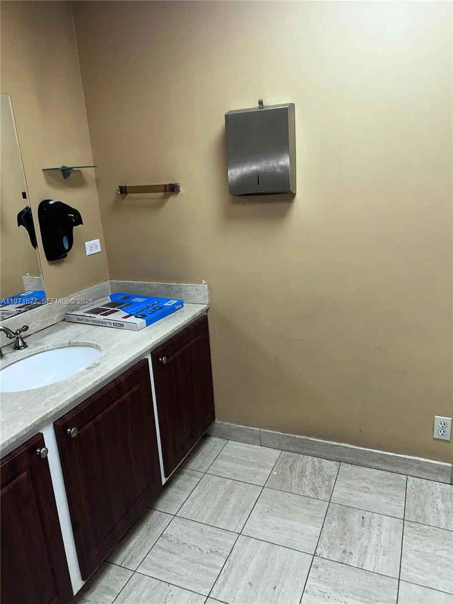 900 W 49th St, Hialeah, Florida 33012, Hialeah, Florida 33012, ,Business Opportunity,For Sale,900 W 49th St, Hialeah, Florida 33012,A11971577