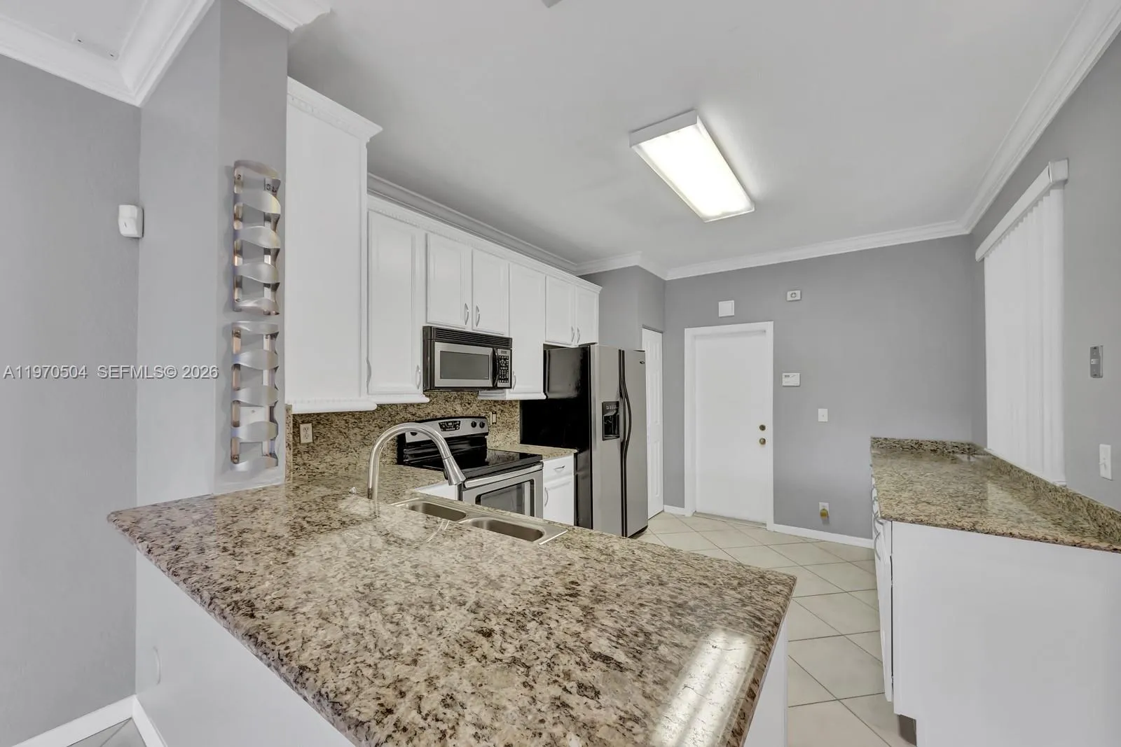 2590 Cordoba Bnd 2590, Weston, Florida 33327, Weston, Florida 33327, 2 Bedrooms Bedrooms, ,2 BathroomsBathrooms,Residential Lease,For Rent,2590 Cordoba Bnd 2590, Weston, Florida 33327,A11970504