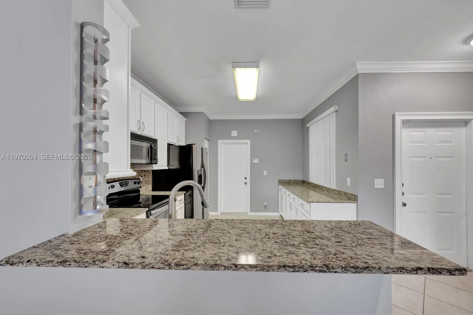 2590 Cordoba Bnd 2590, Weston, Florida 33327, Weston, Florida 33327, 2 Bedrooms Bedrooms, ,2 BathroomsBathrooms,Residential Lease,For Rent,2590 Cordoba Bnd 2590, Weston, Florida 33327,A11970504