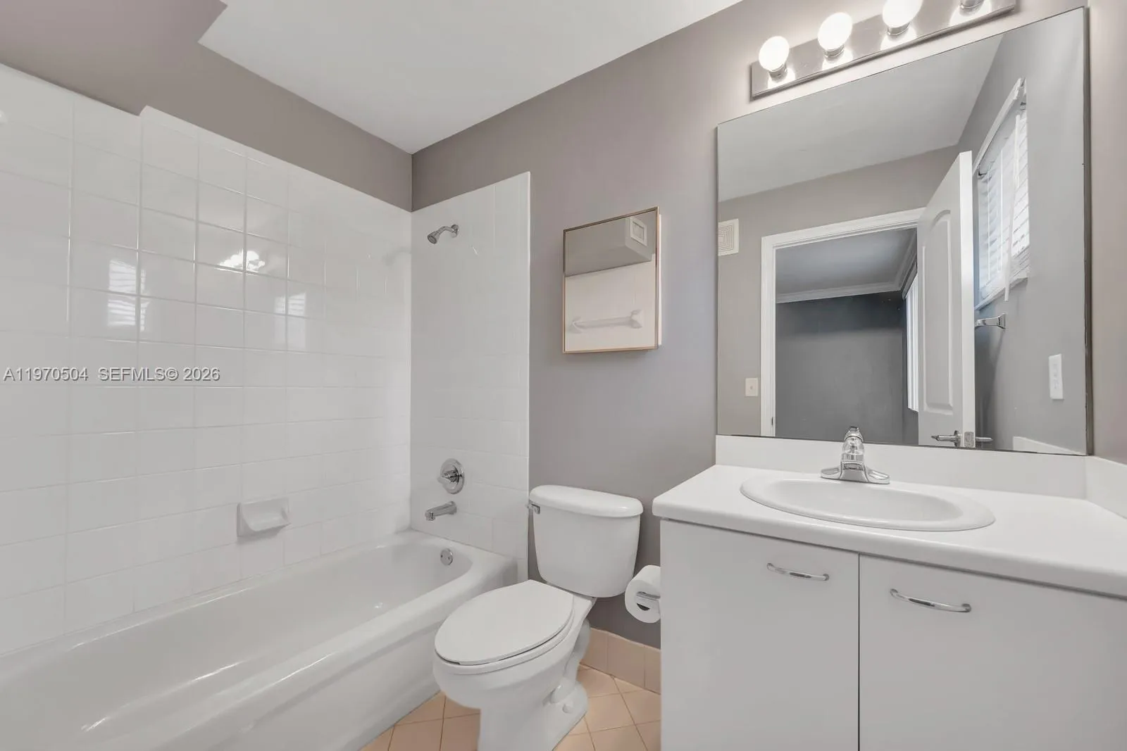 2590 Cordoba Bnd 2590, Weston, Florida 33327, Weston, Florida 33327, 2 Bedrooms Bedrooms, ,2 BathroomsBathrooms,Residential Lease,For Rent,2590 Cordoba Bnd 2590, Weston, Florida 33327,A11970504