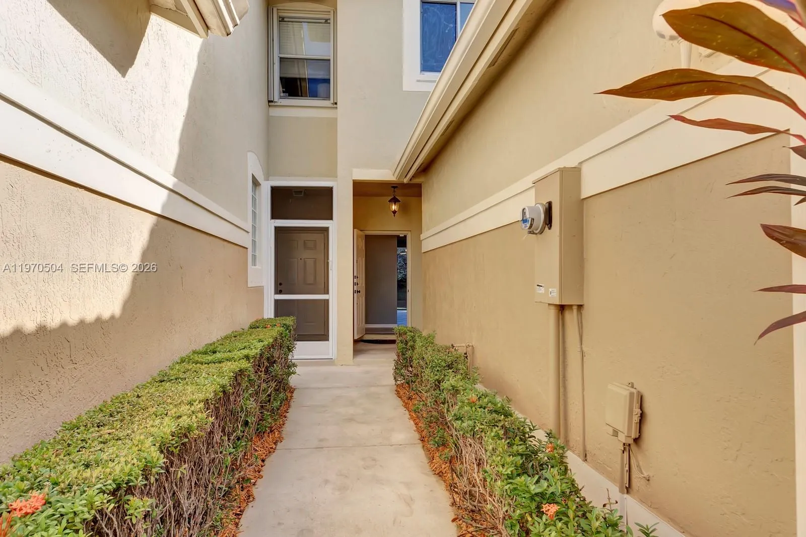 2590 Cordoba Bnd 2590, Weston, Florida 33327, Weston, Florida 33327, 2 Bedrooms Bedrooms, ,2 BathroomsBathrooms,Residential Lease,For Rent,2590 Cordoba Bnd 2590, Weston, Florida 33327,A11970504