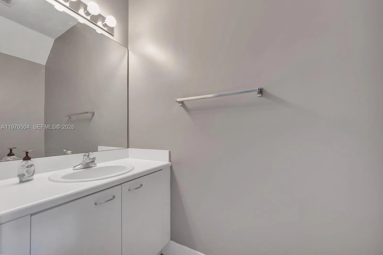 2590 Cordoba Bnd 2590, Weston, Florida 33327, Weston, Florida 33327, 2 Bedrooms Bedrooms, ,2 BathroomsBathrooms,Residential Lease,For Rent,2590 Cordoba Bnd 2590, Weston, Florida 33327,A11970504