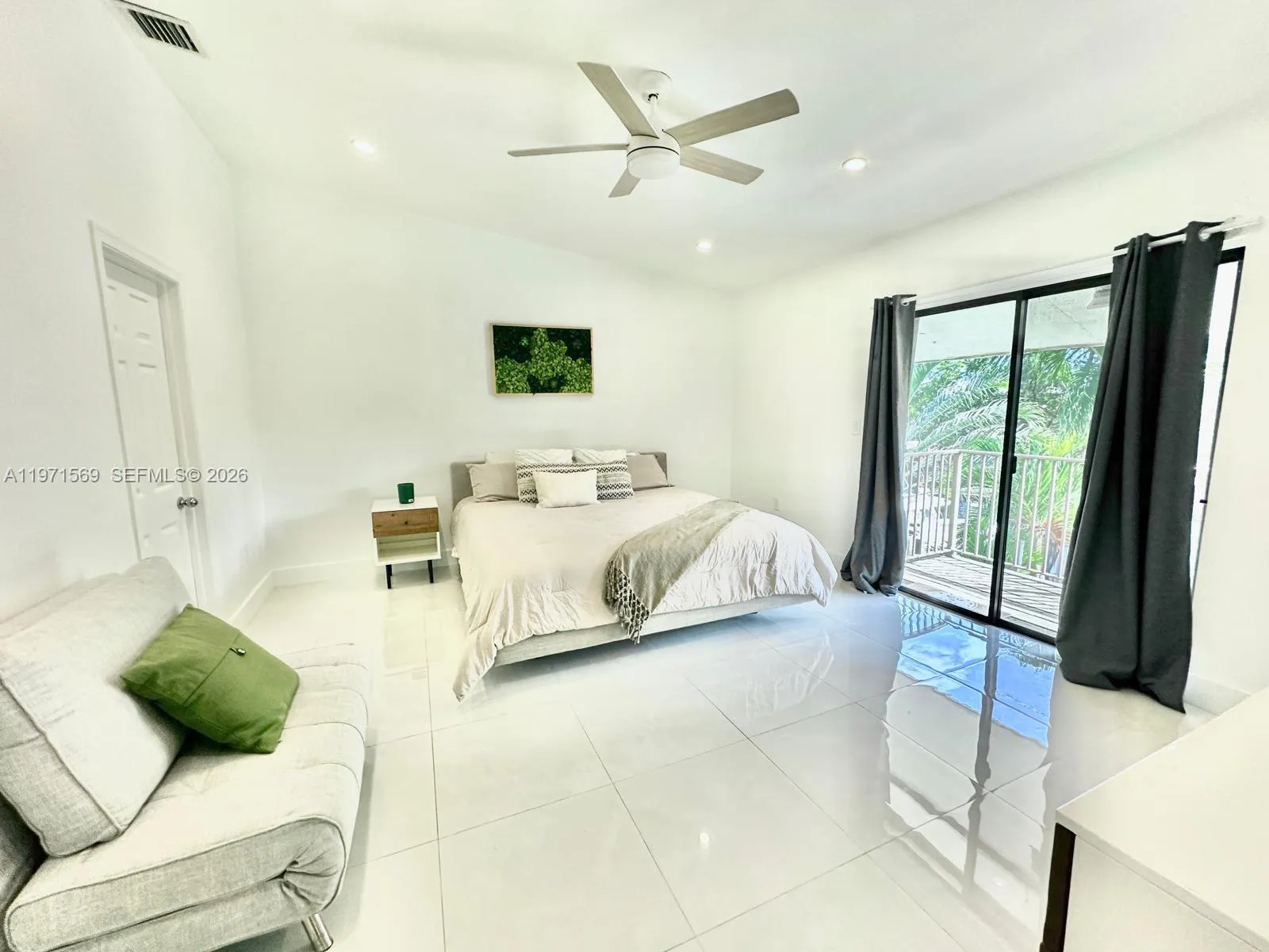 3736 Ne 166th St 114, North Miami Beach, Florida 3, North Miami Beach, Florida 33160, 3 Bedrooms Bedrooms, ,2 BathroomsBathrooms,Residential Lease,For Rent,3736 Ne 166th St 114, North Miami Beach, Florida 3,A11971569
