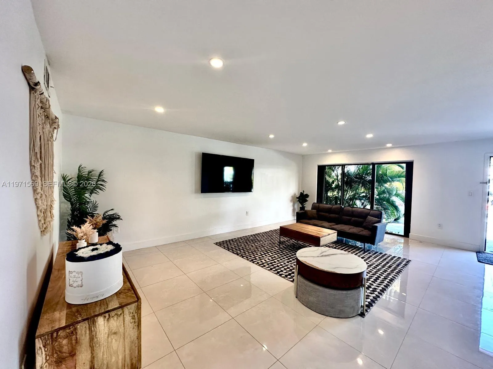 3736 Ne 166th St 114, North Miami Beach, Florida 3, North Miami Beach, Florida 33160, 3 Bedrooms Bedrooms, ,2 BathroomsBathrooms,Residential Lease,For Rent,3736 Ne 166th St 114, North Miami Beach, Florida 3,A11971569