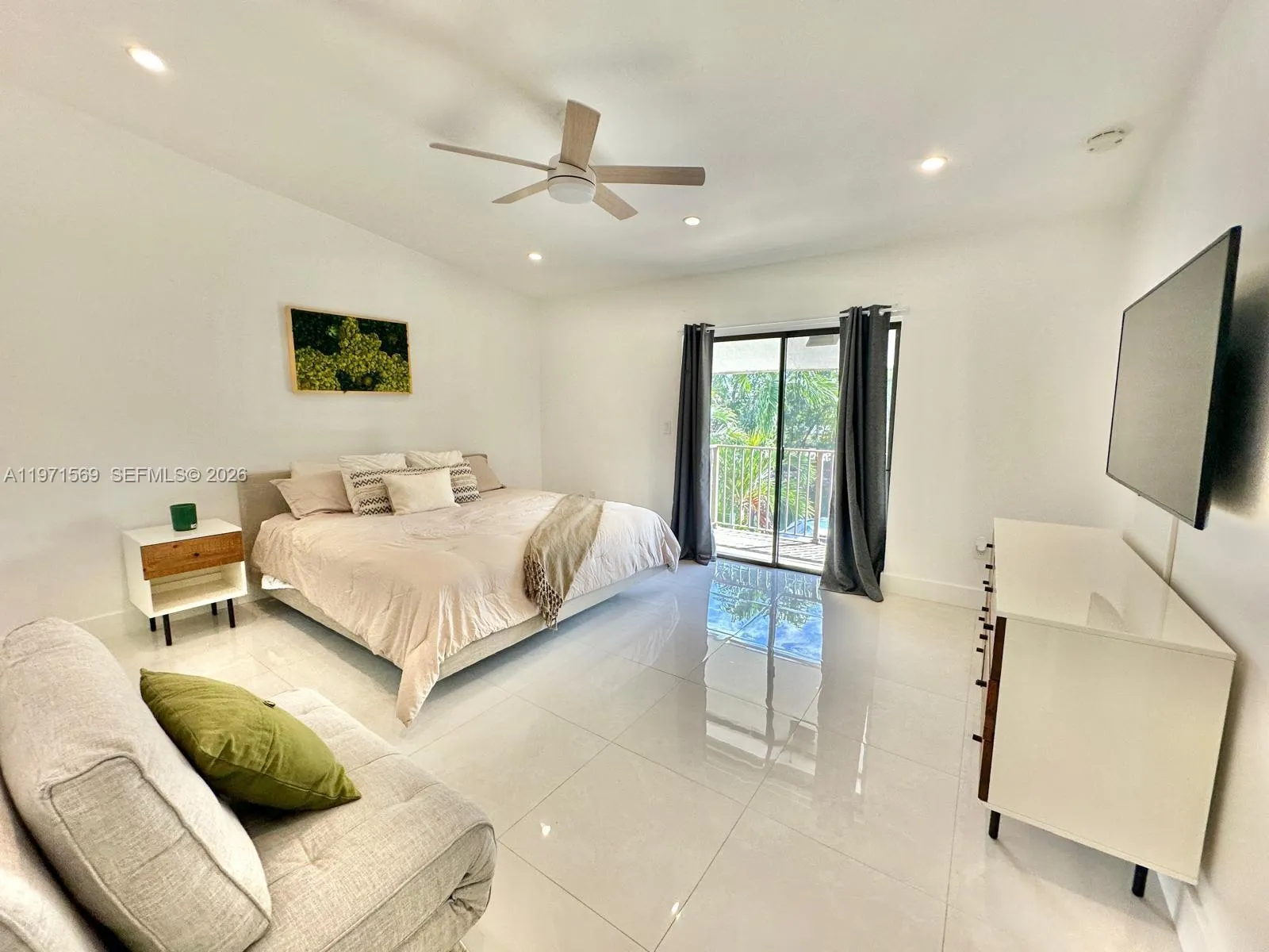 3736 Ne 166th St 114, North Miami Beach, Florida 3, North Miami Beach, Florida 33160, 3 Bedrooms Bedrooms, ,2 BathroomsBathrooms,Residential Lease,For Rent,3736 Ne 166th St 114, North Miami Beach, Florida 3,A11971569