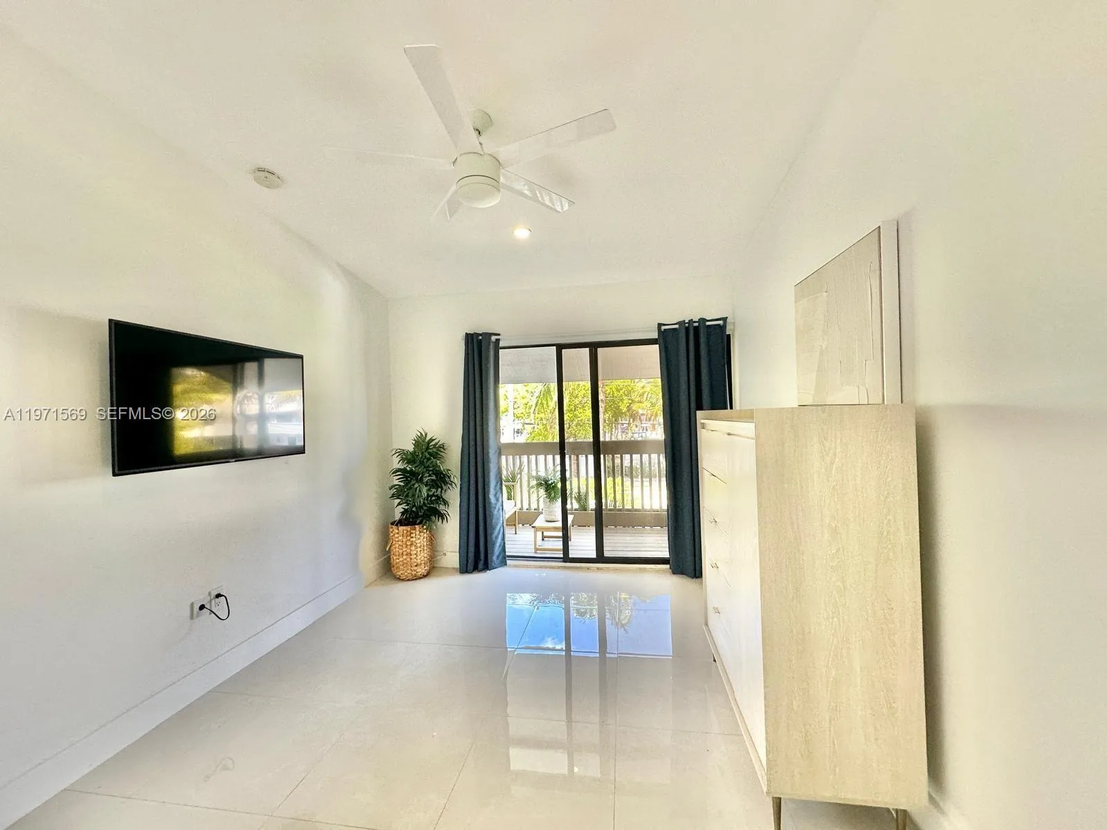 3736 Ne 166th St 114, North Miami Beach, Florida 3, North Miami Beach, Florida 33160, 3 Bedrooms Bedrooms, ,2 BathroomsBathrooms,Residential Lease,For Rent,3736 Ne 166th St 114, North Miami Beach, Florida 3,A11971569