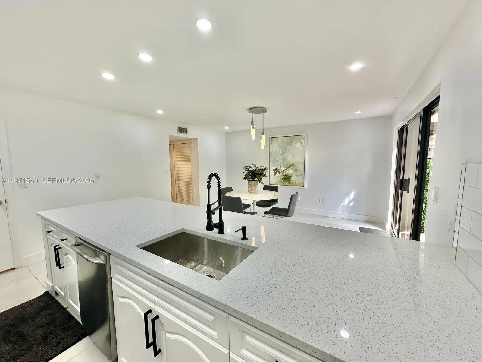 3736 Ne 166th St 114, North Miami Beach, Florida 3, North Miami Beach, Florida 33160, 3 Bedrooms Bedrooms, ,2 BathroomsBathrooms,Residential Lease,For Rent,3736 Ne 166th St 114, North Miami Beach, Florida 3,A11971569