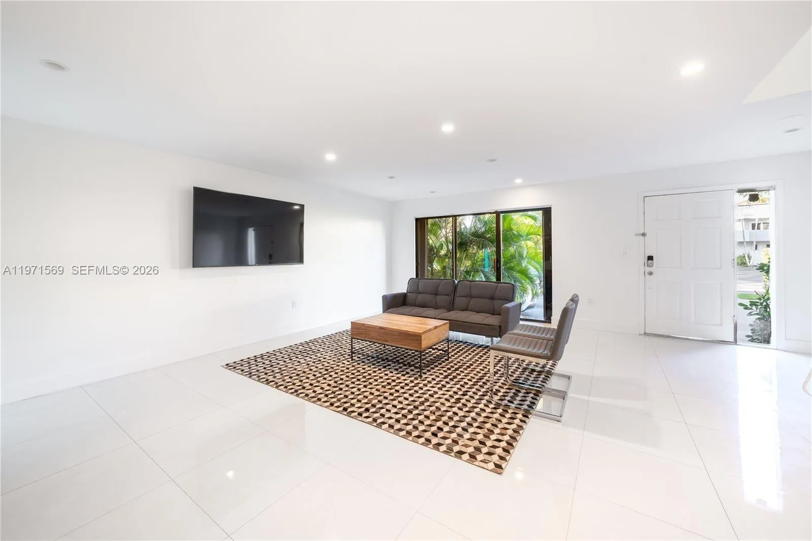 3736 Ne 166th St 114, North Miami Beach, Florida 3, North Miami Beach, Florida 33160, 3 Bedrooms Bedrooms, ,2 BathroomsBathrooms,Residential Lease,For Rent,3736 Ne 166th St 114, North Miami Beach, Florida 3,A11971569