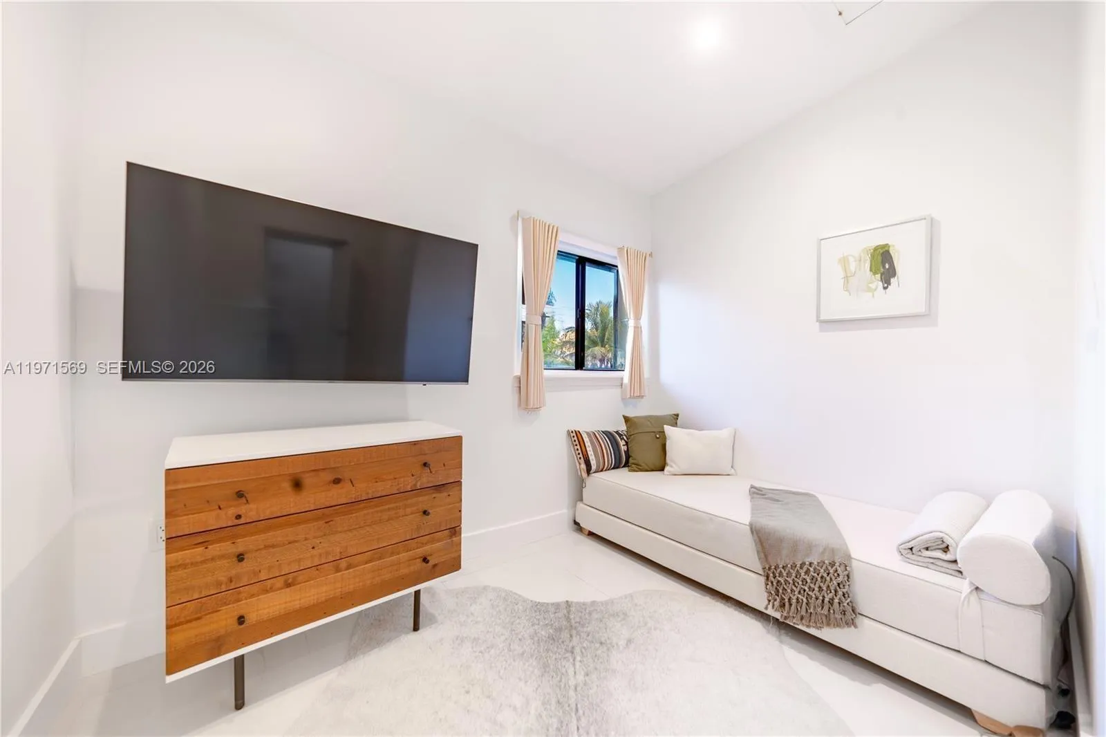 3736 Ne 166th St 114, North Miami Beach, Florida 3, North Miami Beach, Florida 33160, 3 Bedrooms Bedrooms, ,2 BathroomsBathrooms,Residential Lease,For Rent,3736 Ne 166th St 114, North Miami Beach, Florida 3,A11971569