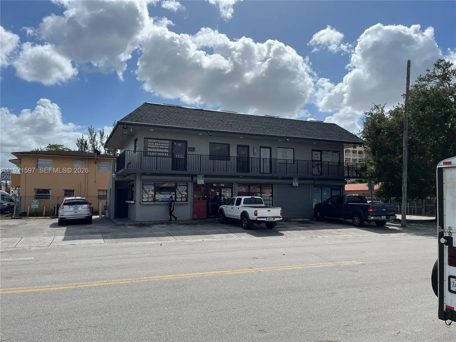 398 E 33rd St, Hialeah, Florida 33013, Hialeah, Florida 33013, ,Commercial Lease,For Rent,398 E 33rd St, Hialeah, Florida 33013,A11971597