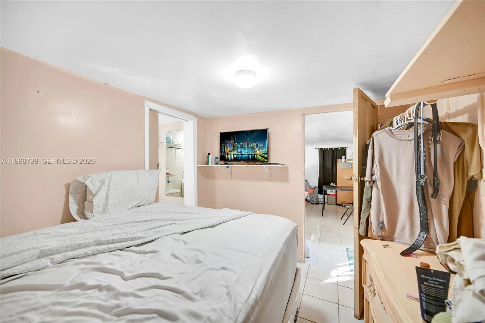 811 Nw 24th Ct, Miami, Florida 33125, Miami, Florida 33125, ,Residential Income,For Sale,811 Nw 24th Ct, Miami, Florida 33125,A11968739