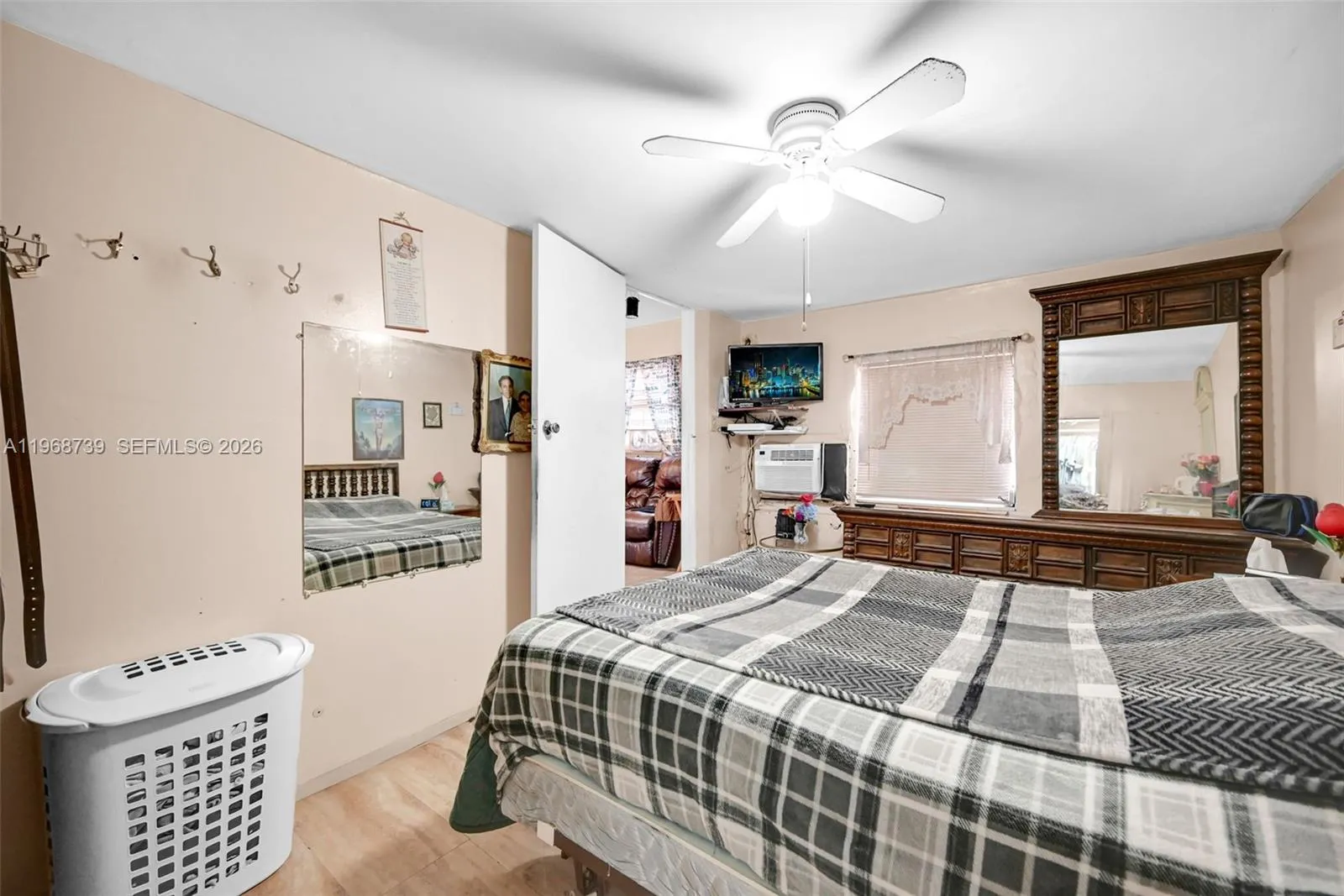 811 Nw 24th Ct, Miami, Florida 33125, Miami, Florida 33125, ,Residential Income,For Sale,811 Nw 24th Ct, Miami, Florida 33125,A11968739