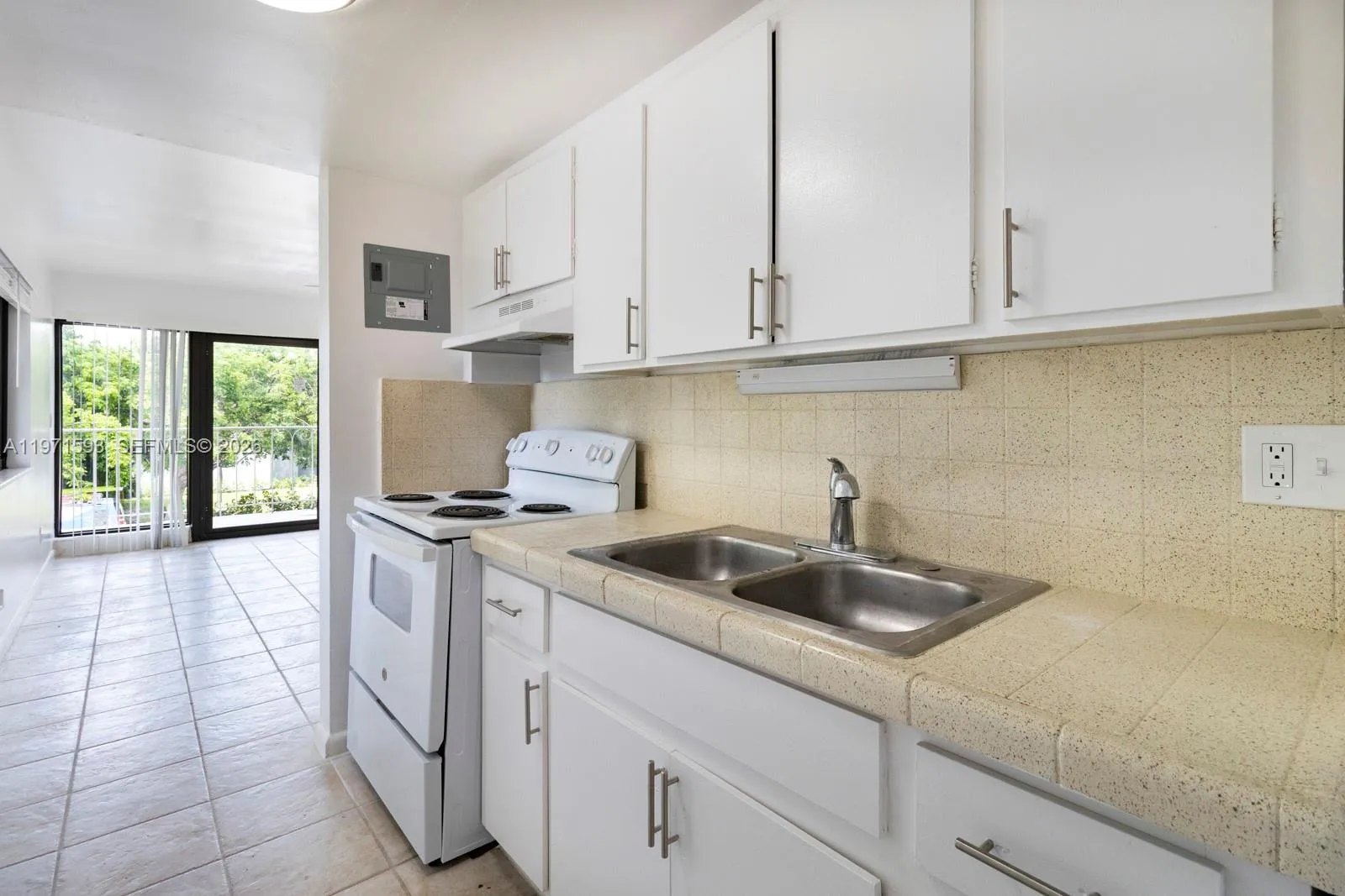 1790 Harbour Inlet Dr. 6a, Fort Lauderdale, Florid, Fort Lauderdale, Florida 33316, 1 Bedroom Bedrooms, ,1 BathroomBathrooms,Residential Lease,For Rent,1790 Harbour Inlet Dr. 6a, Fort Lauderdale, Florid,A11971593