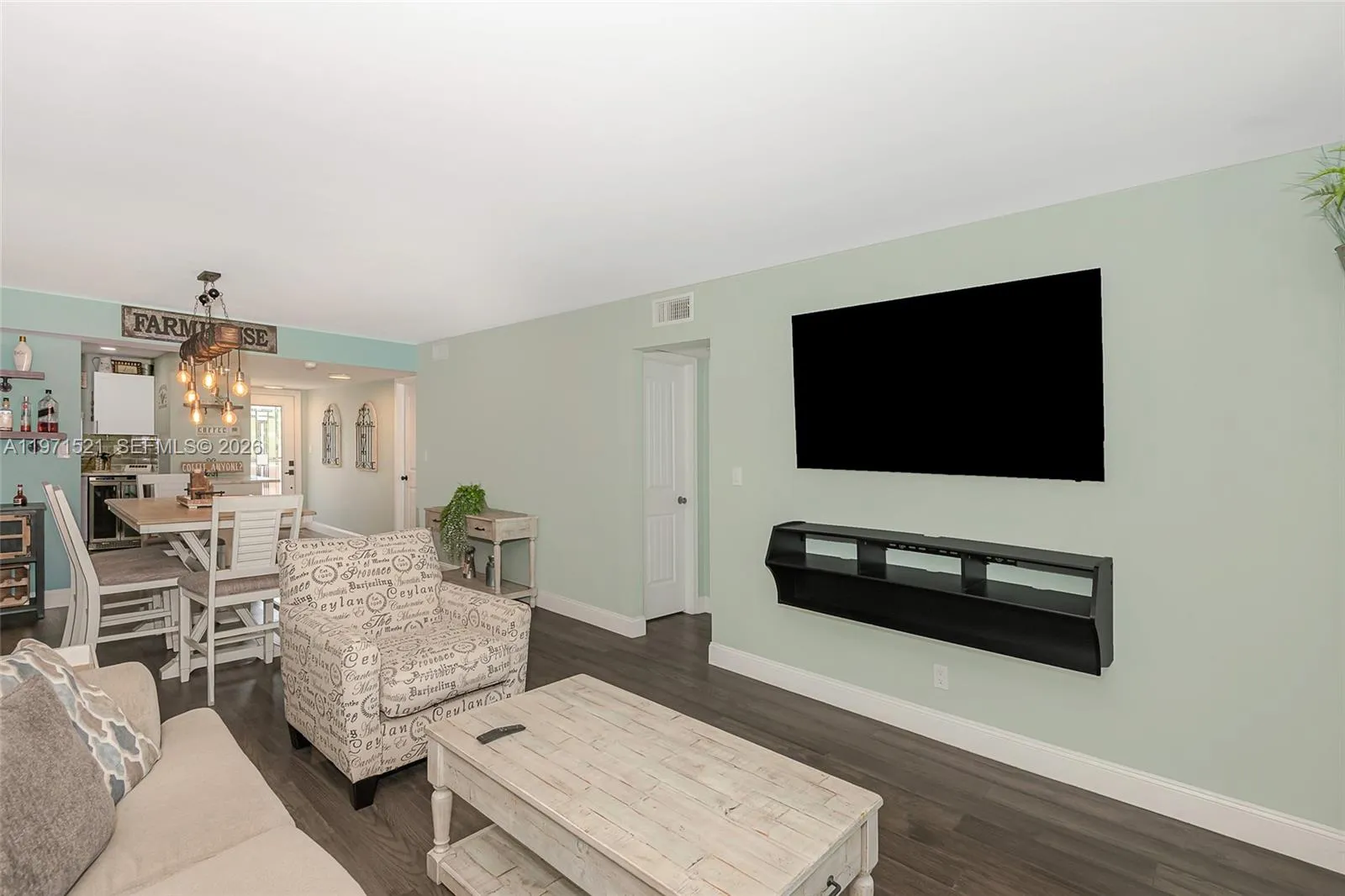 9811 N Hollybrook Lake Dr 204, Pembroke Pines, Flo, Pembroke Pines, Florida 33025, 2 Bedrooms Bedrooms, ,2 BathroomsBathrooms,Residential Lease,For Rent,9811 N Hollybrook Lake Dr 204, Pembroke Pines, Flo,A11971521