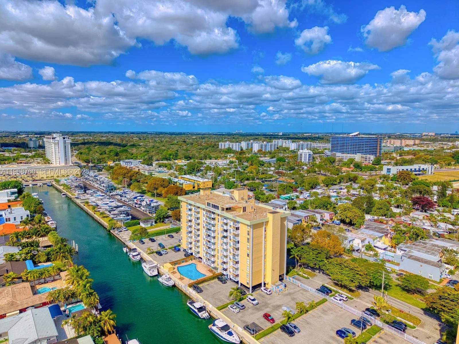 2000 Ne 135th St 708, North Miami, Florida 33181, North Miami, Florida 33181, 1 Bedroom Bedrooms, ,1 BathroomBathrooms,Residential,For Sale,2000 Ne 135th St 708, North Miami, Florida 33181,A11968760