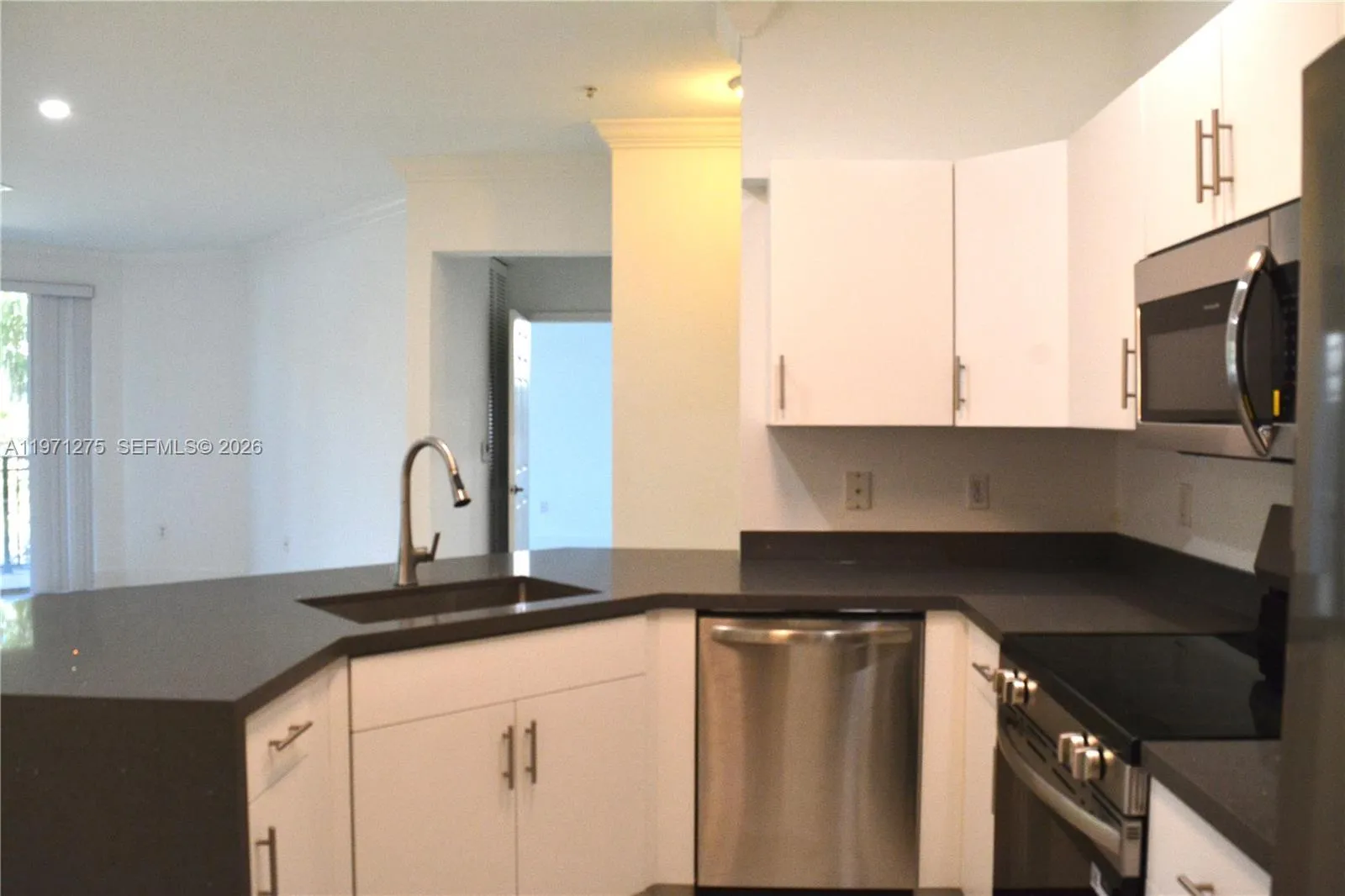 4402 Sw 160th Ave 918, Miramar, Florida 33027, Miramar, Florida 33027, 2 Bedrooms Bedrooms, ,2 BathroomsBathrooms,Residential Lease,For Rent,4402 Sw 160th Ave 918, Miramar, Florida 33027,A11971275