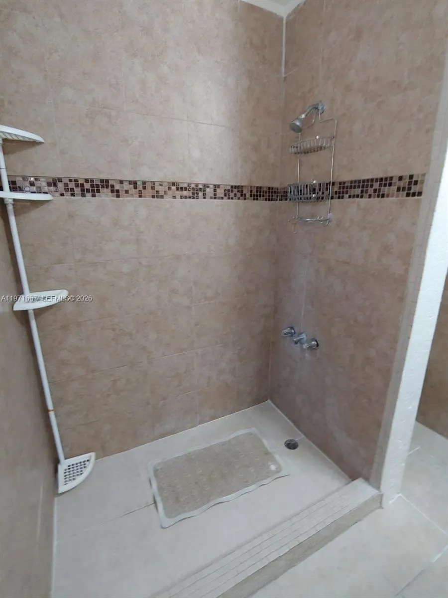 1465 Ne 149 St, Miami, Florida 33161, Miami, Florida 33161, 4 Bedrooms Bedrooms, ,2 BathroomsBathrooms,Residential Lease,For Rent,1465 Ne 149 St, Miami, Florida 33161,A11971667