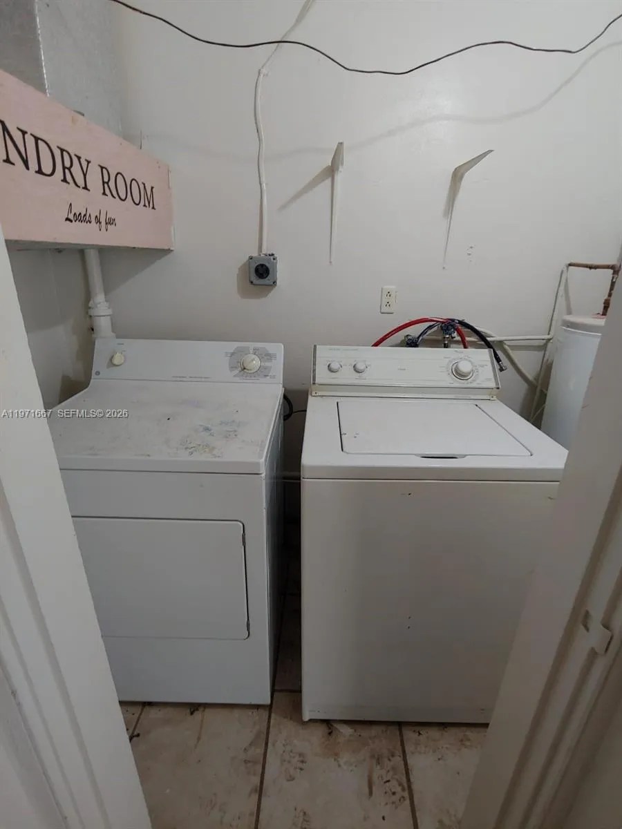 1465 Ne 149 St, Miami, Florida 33161, Miami, Florida 33161, 4 Bedrooms Bedrooms, ,2 BathroomsBathrooms,Residential Lease,For Rent,1465 Ne 149 St, Miami, Florida 33161,A11971667