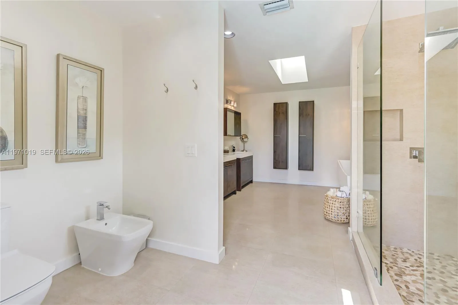 9988 Sw 126th Ter, Miami, Florida 33176, Miami, Florida 33176, 5 Bedrooms Bedrooms, ,3 BathroomsBathrooms,Residential,For Sale,9988 Sw 126th Ter, Miami, Florida 33176,A11971019