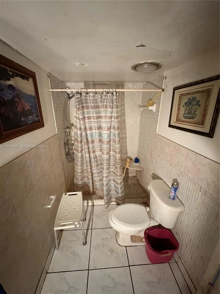 1401 Ne 191st St D204, Miami, Florida 33179, Miami, Florida 33179, 2 Bedrooms Bedrooms, ,2 BathroomsBathrooms,Residential,For Sale,1401 Ne 191st St D204, Miami, Florida 33179,A11971696