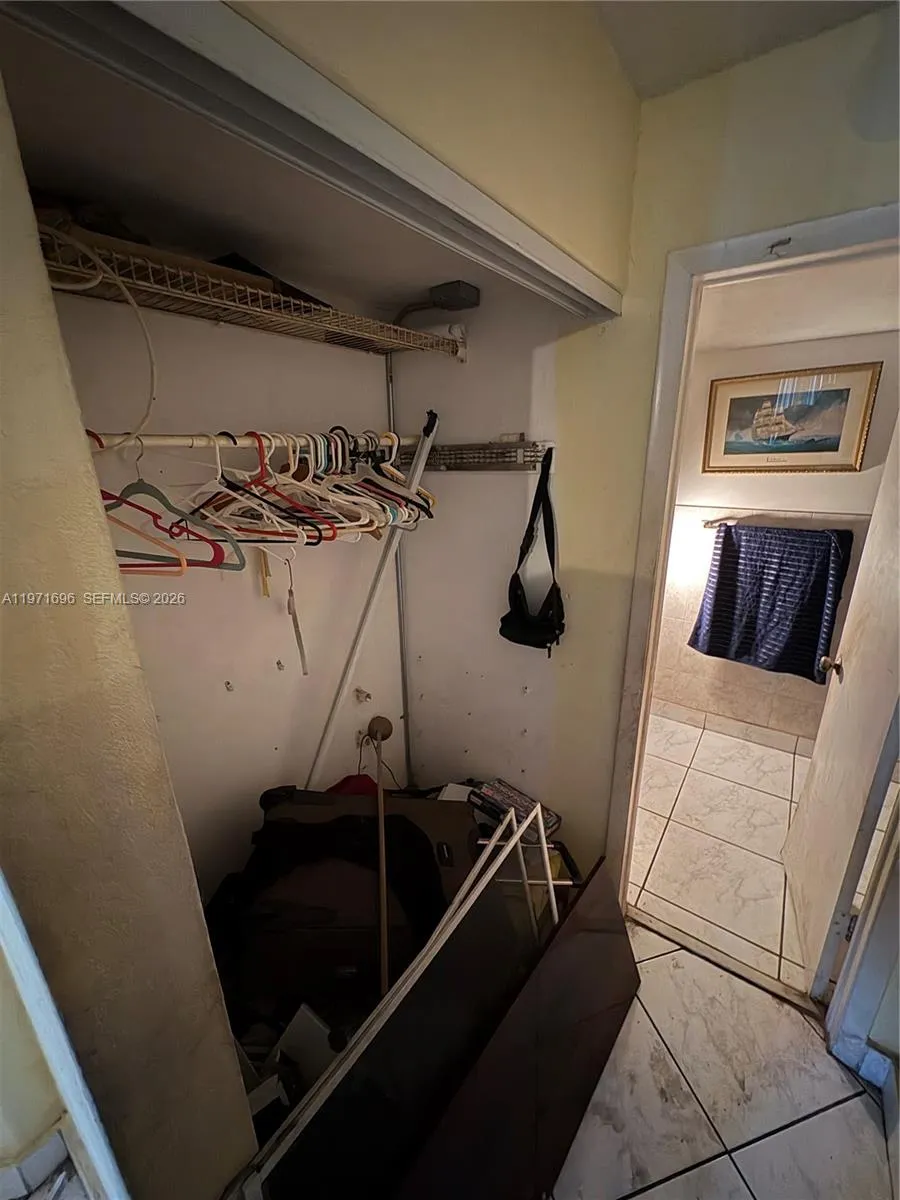 1401 Ne 191st St D204, Miami, Florida 33179, Miami, Florida 33179, 2 Bedrooms Bedrooms, ,2 BathroomsBathrooms,Residential,For Sale,1401 Ne 191st St D204, Miami, Florida 33179,A11971696