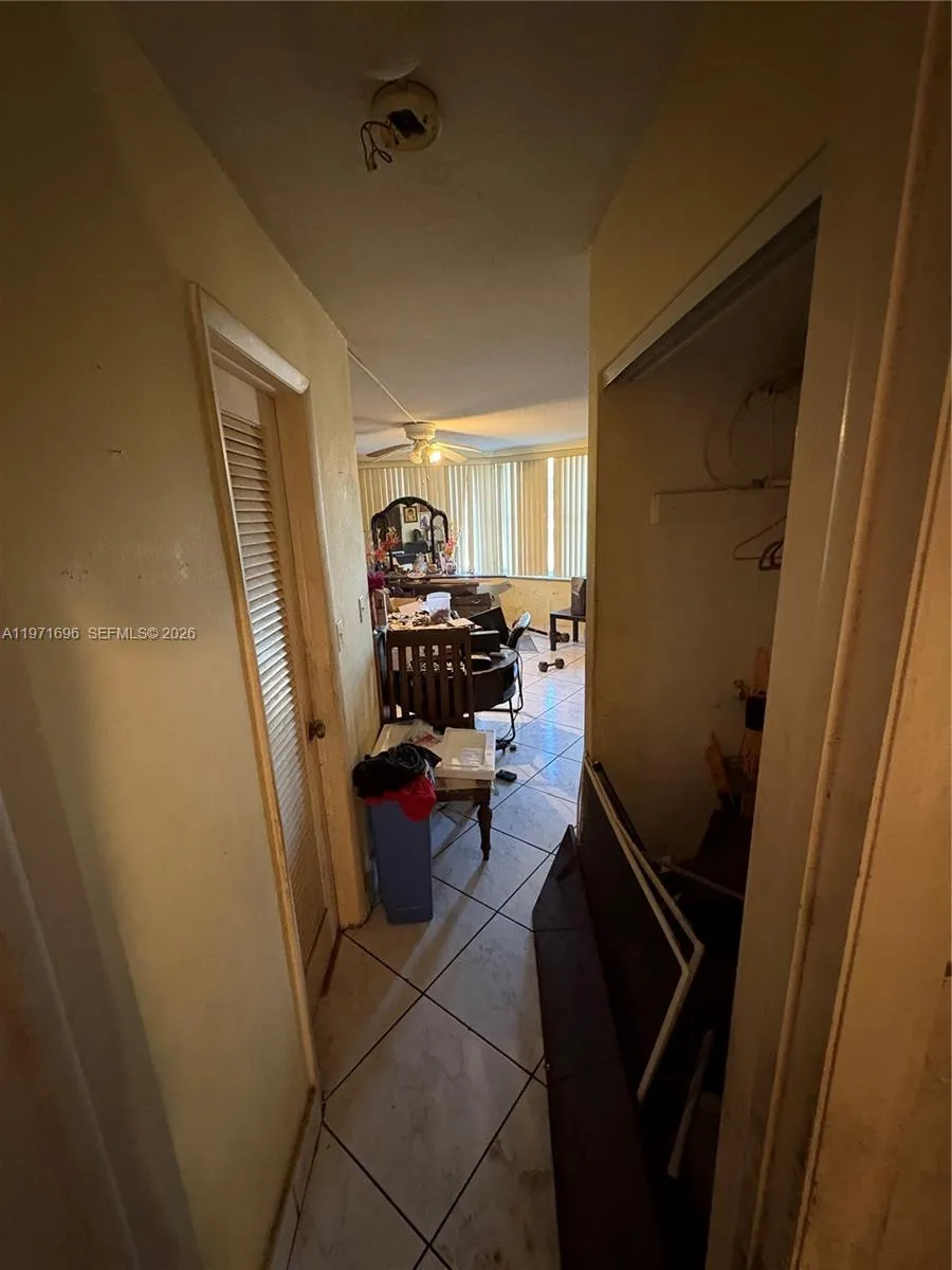 1401 Ne 191st St D204, Miami, Florida 33179, Miami, Florida 33179, 2 Bedrooms Bedrooms, ,2 BathroomsBathrooms,Residential,For Sale,1401 Ne 191st St D204, Miami, Florida 33179,A11971696