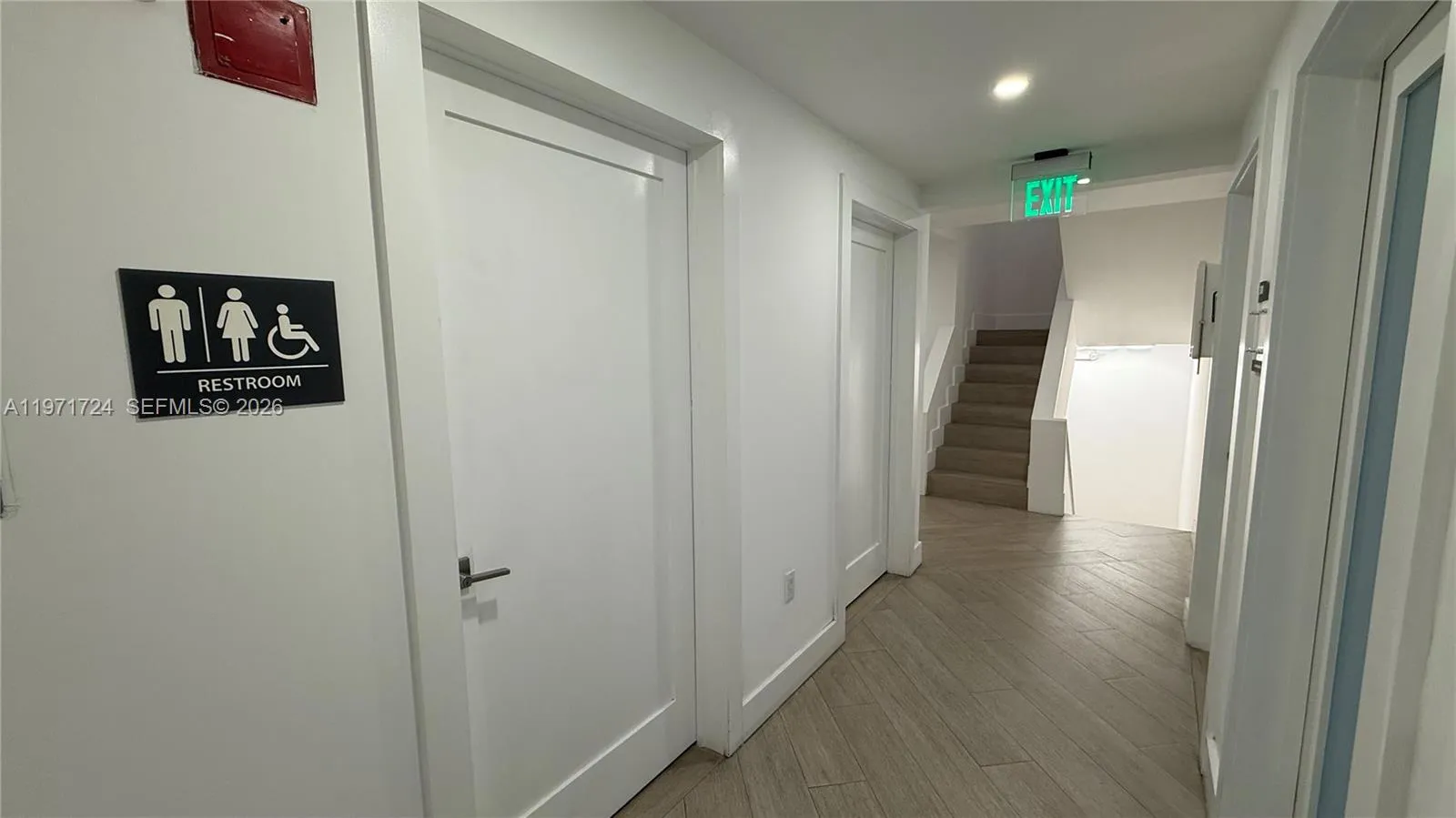 1900 Sw 22nd St 305, Miami, Florida 33145, Miami, Florida 33145, ,Commercial Lease,For Rent,1900 Sw 22nd St 305, Miami, Florida 33145,A11971724