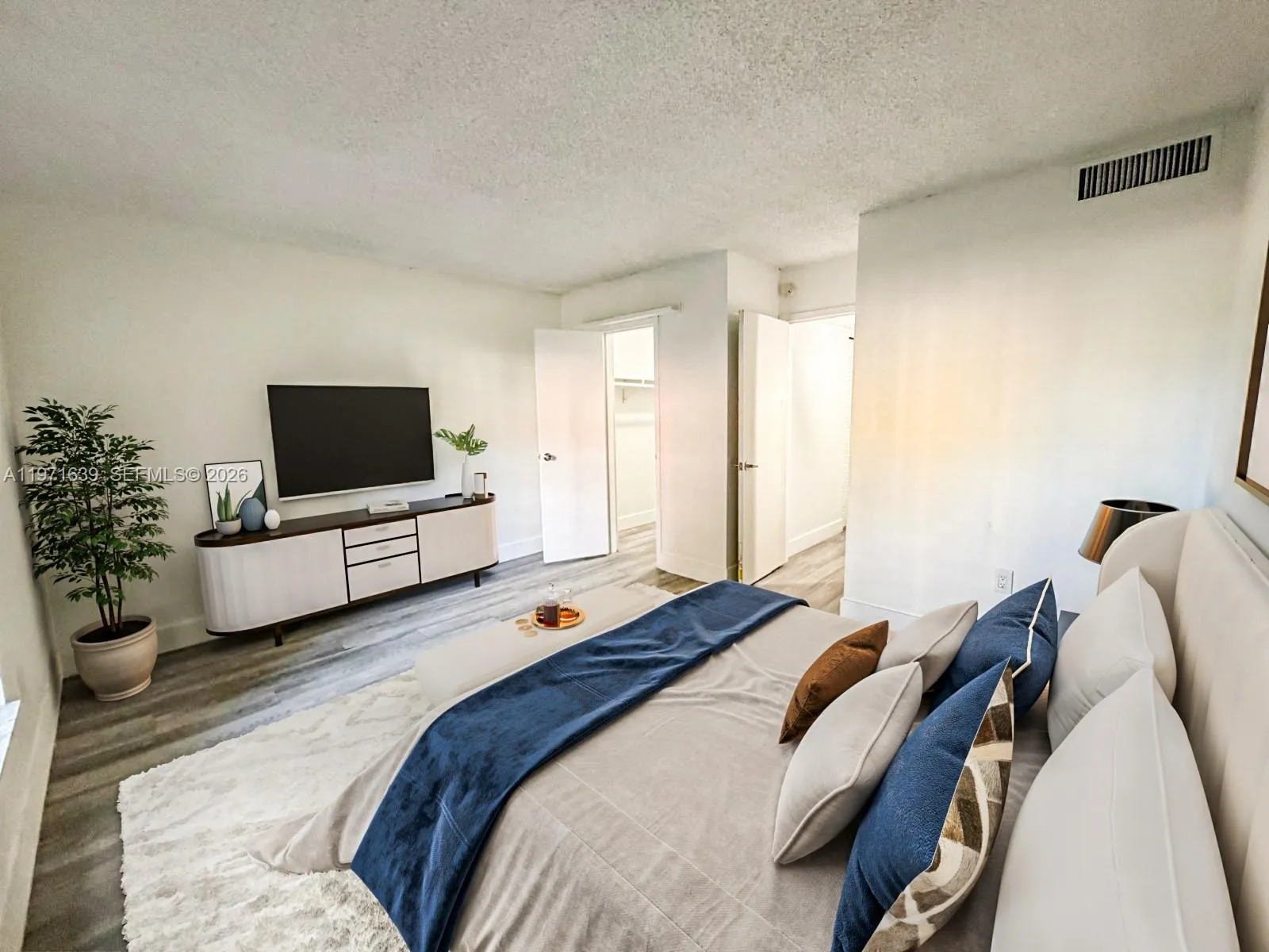 5102 Nw 79th Ave 105, Doral, Florida 33166, Doral, Florida 33166, 1 Bedroom Bedrooms, ,1 BathroomBathrooms,Residential Lease,For Rent,5102 Nw 79th Ave 105, Doral, Florida 33166,A11971639