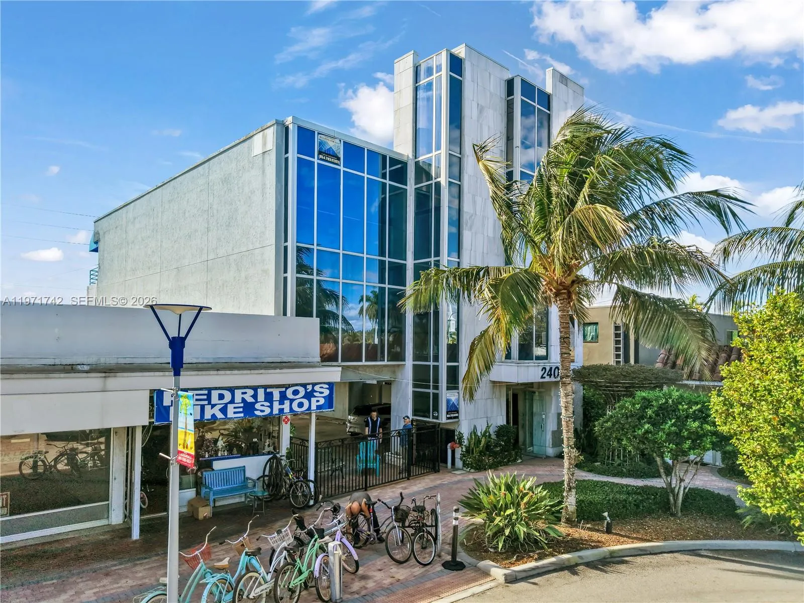 240 Commercial Blvd, Lauderdale By The Sea, Florid, Lauderdale By The Sea, Florida 33308, ,Commercial Sale,For Sale,240 Commercial Blvd, Lauderdale By The Sea, Florid,A11971742