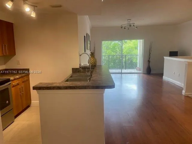5960 W Sample Rd 305, Coral Springs, Florida 33067, Coral Springs, Florida 33067, 2 Bedrooms Bedrooms, ,2 BathroomsBathrooms,Residential,For Sale,5960 W Sample Rd 305, Coral Springs, Florida 33067,A11971762
