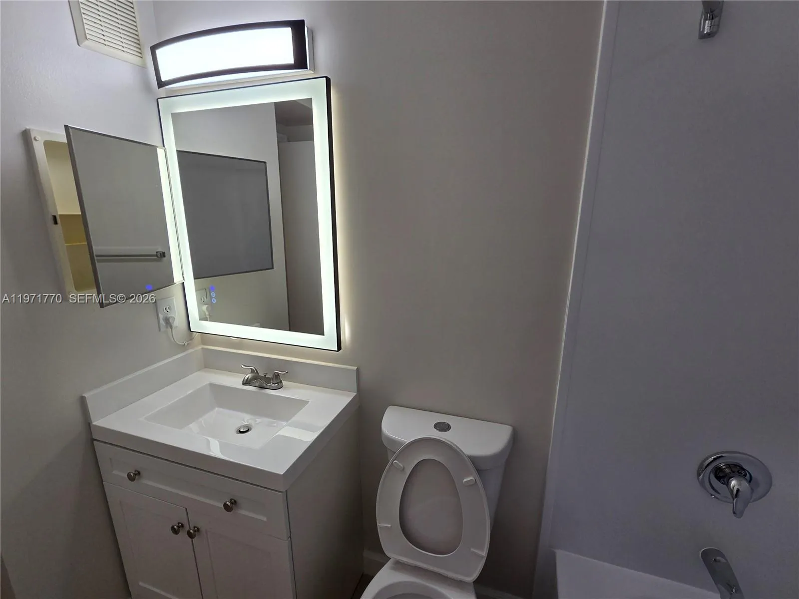 12490 Sw 54th St 12490, Miramar, Florida 33027, Miramar, Florida 33027, 3 Bedrooms Bedrooms, ,2 BathroomsBathrooms,Residential Lease,For Rent,12490 Sw 54th St 12490, Miramar, Florida 33027,A11971770