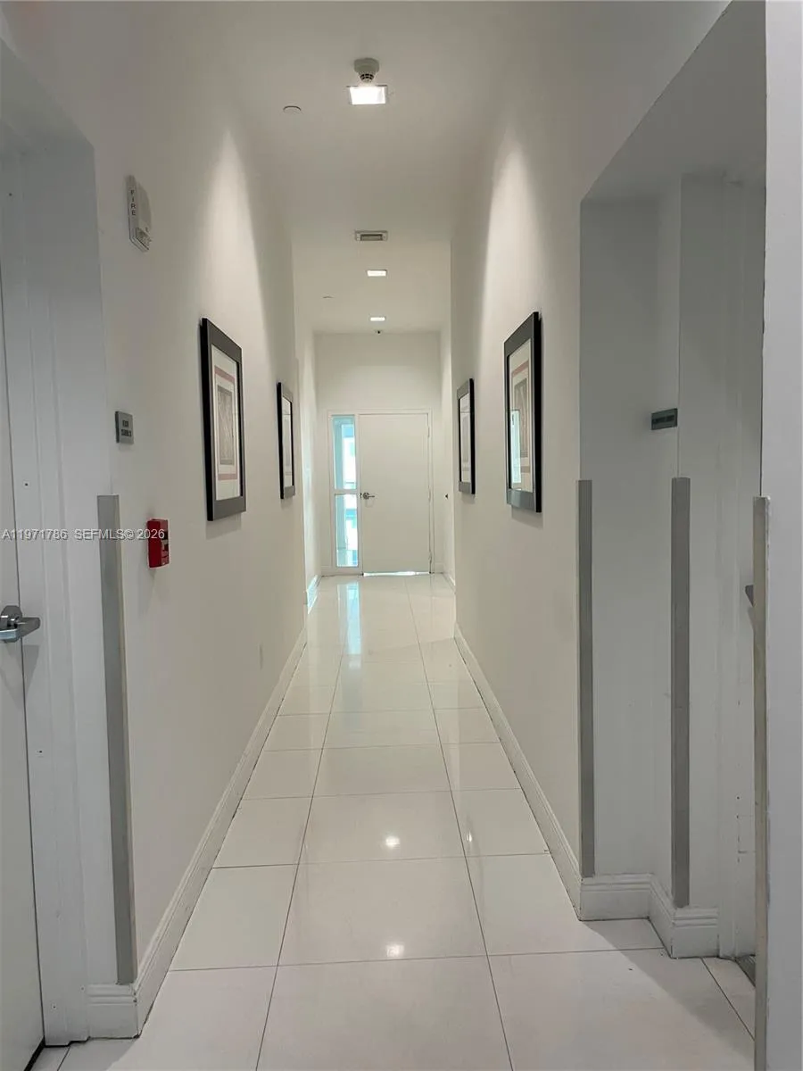 350 S Miami Ave 3108, Miami, Florida 33130, Miami, Florida 33130, 1 Bedroom Bedrooms, ,1 BathroomBathrooms,Residential,For Sale,350 S Miami Ave 3108, Miami, Florida 33130,A11971786