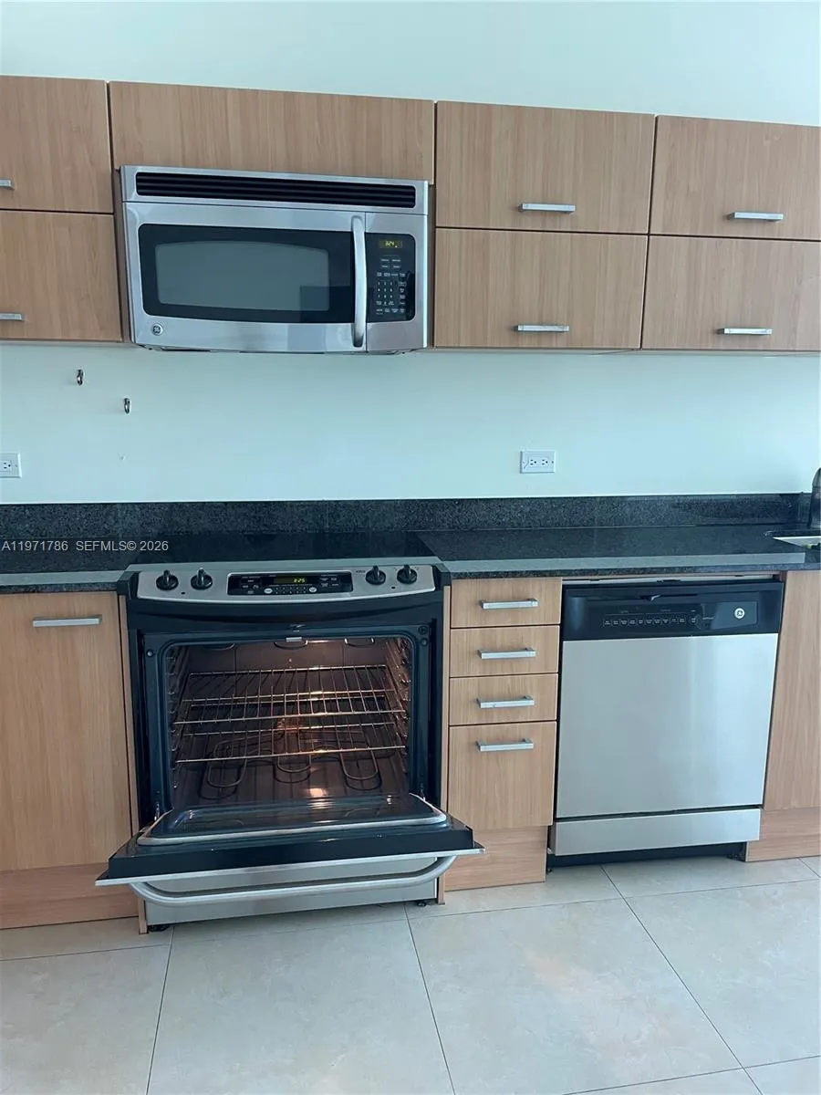 350 S Miami Ave 3108, Miami, Florida 33130, Miami, Florida 33130, 1 Bedroom Bedrooms, ,1 BathroomBathrooms,Residential,For Sale,350 S Miami Ave 3108, Miami, Florida 33130,A11971786