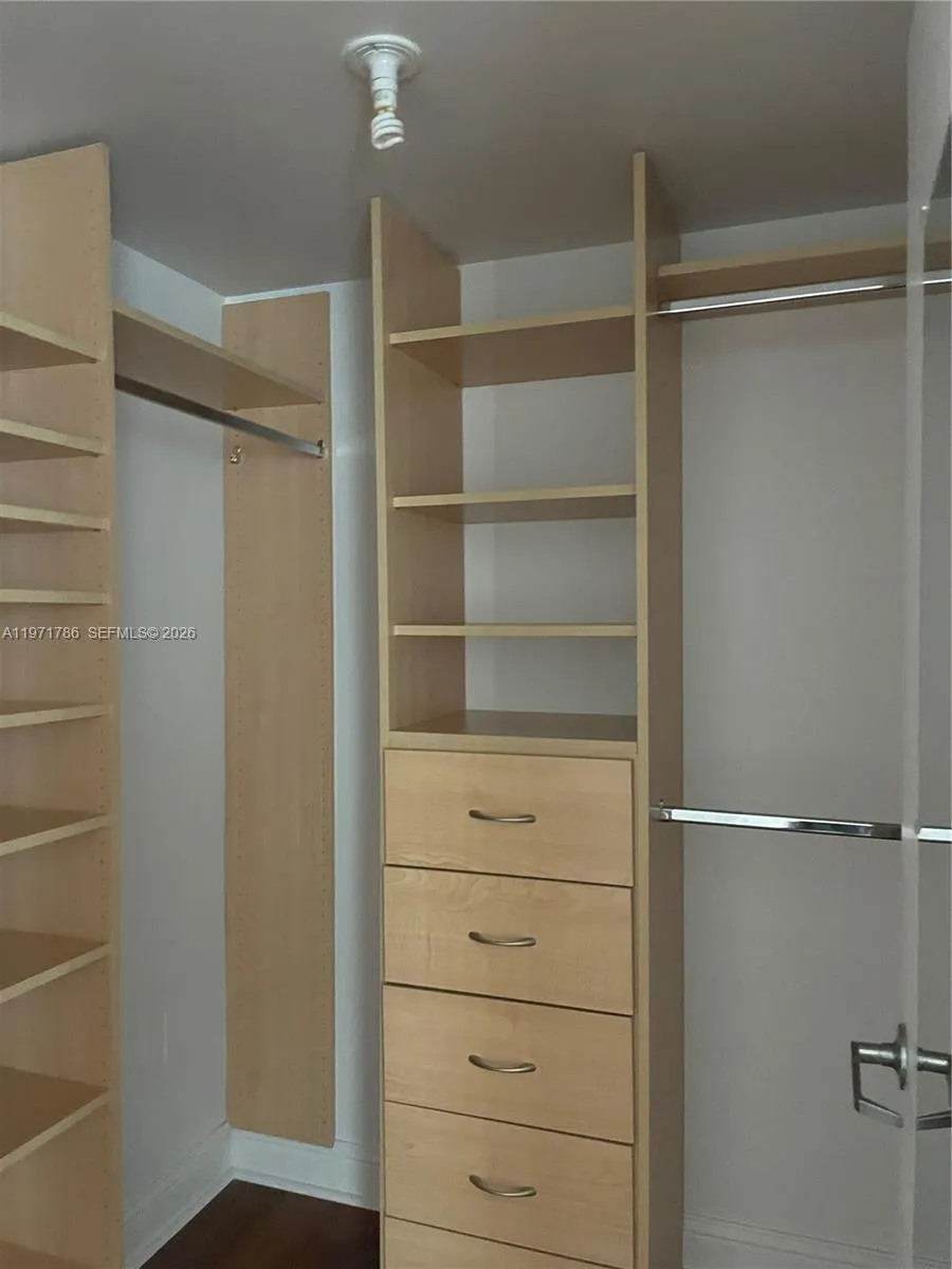 350 S Miami Ave 3108, Miami, Florida 33130, Miami, Florida 33130, 1 Bedroom Bedrooms, ,1 BathroomBathrooms,Residential,For Sale,350 S Miami Ave 3108, Miami, Florida 33130,A11971786