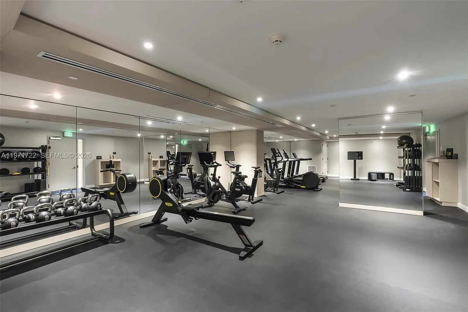 9201 E Bay Harbor Drive 603, Bay Harbor Islands, F, Bay Harbor Islands, Florida 33154, 3 Bedrooms Bedrooms, ,3 BathroomsBathrooms,Residential,For Sale,9201 E Bay Harbor Drive 603, Bay Harbor Islands, F,A11971722