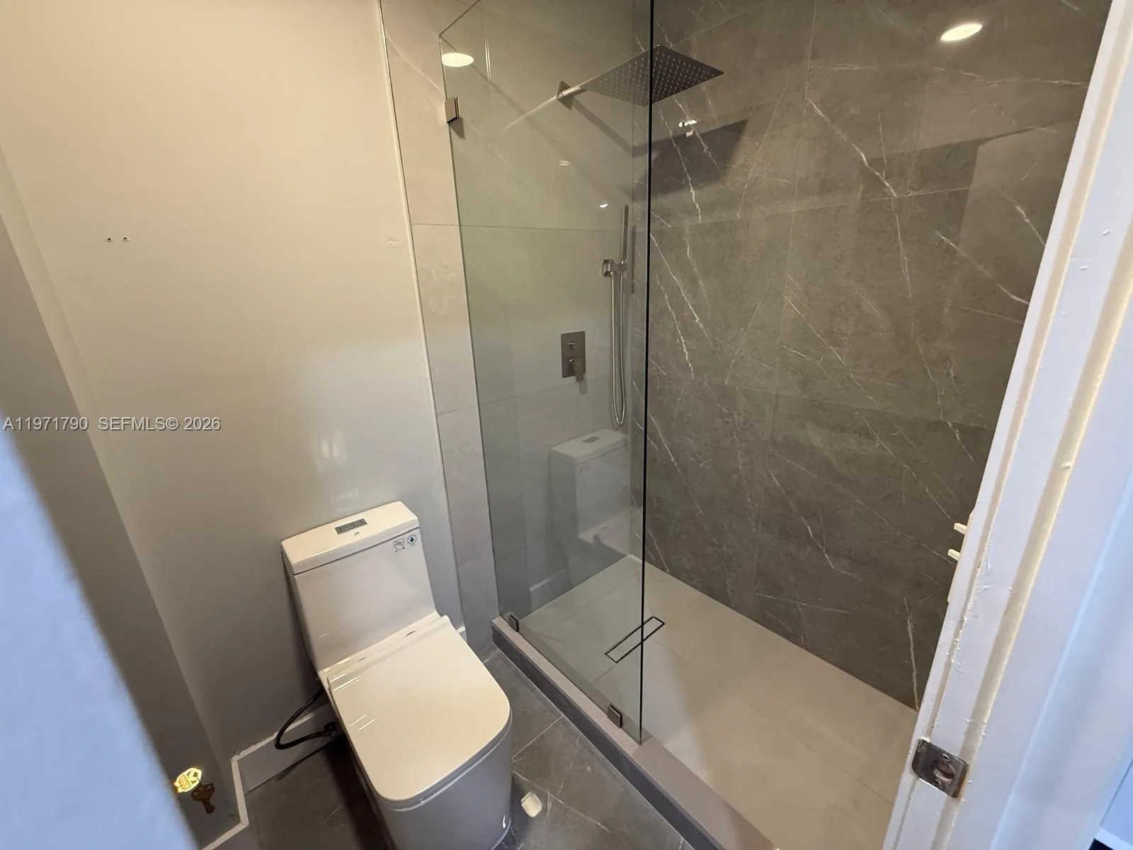 2700 N 34th Ave I, Hollywood, Florida 33021, Hollywood, Florida 33021, 3 Bedrooms Bedrooms, ,2 BathroomsBathrooms,Residential,For Sale,2700 N 34th Ave I, Hollywood, Florida 33021,A11971790