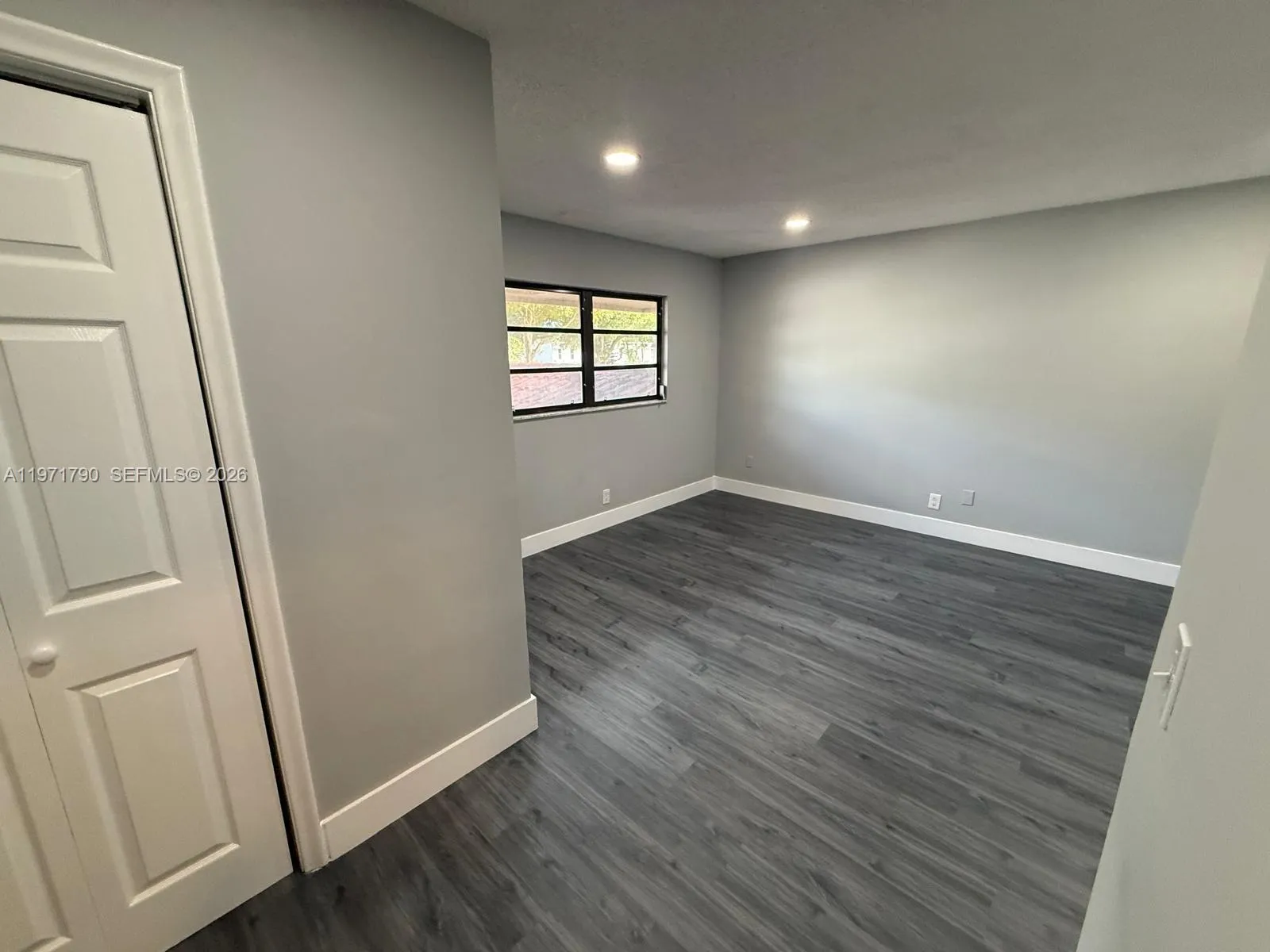 2700 N 34th Ave I, Hollywood, Florida 33021, Hollywood, Florida 33021, 3 Bedrooms Bedrooms, ,2 BathroomsBathrooms,Residential,For Sale,2700 N 34th Ave I, Hollywood, Florida 33021,A11971790