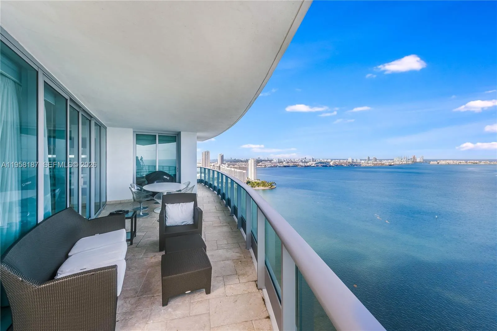 1331 Brickell Bay Dr 3311, Miami, Florida 33131, Miami, Florida 33131, 4 Bedrooms Bedrooms, ,4 BathroomsBathrooms,Residential Lease,For Rent,1331 Brickell Bay Dr 3311, Miami, Florida 33131,A11958187