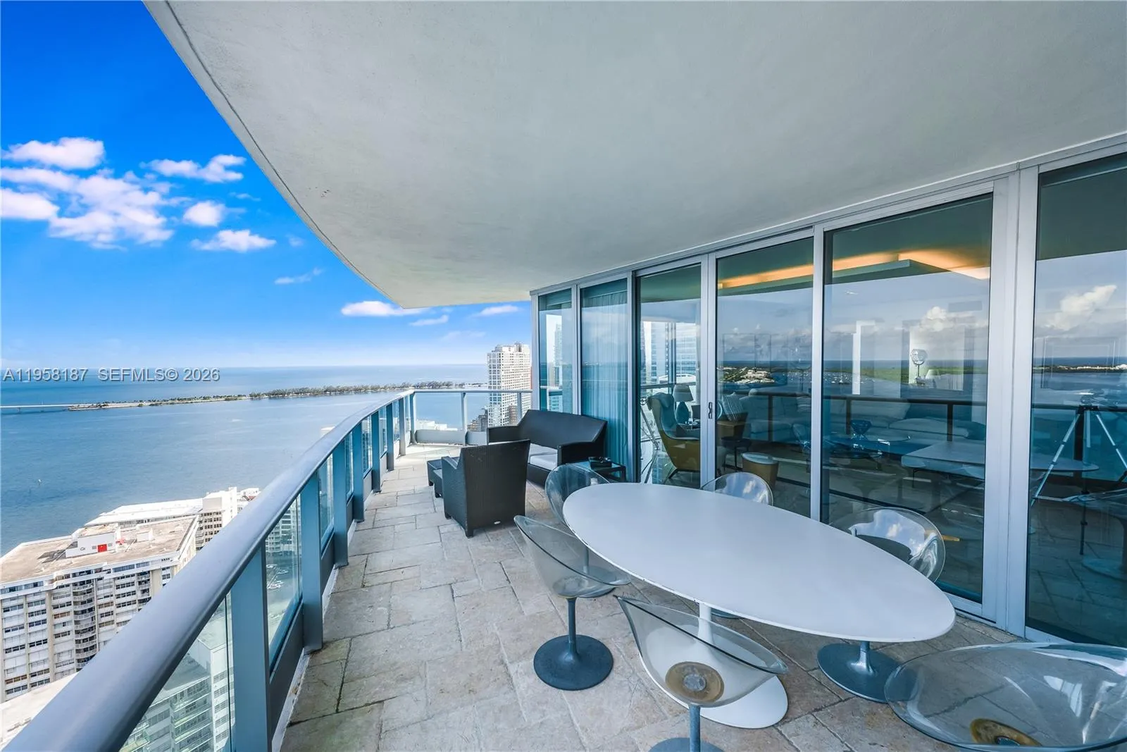 1331 Brickell Bay Dr 3311, Miami, Florida 33131, Miami, Florida 33131, 4 Bedrooms Bedrooms, ,4 BathroomsBathrooms,Residential Lease,For Rent,1331 Brickell Bay Dr 3311, Miami, Florida 33131,A11958187