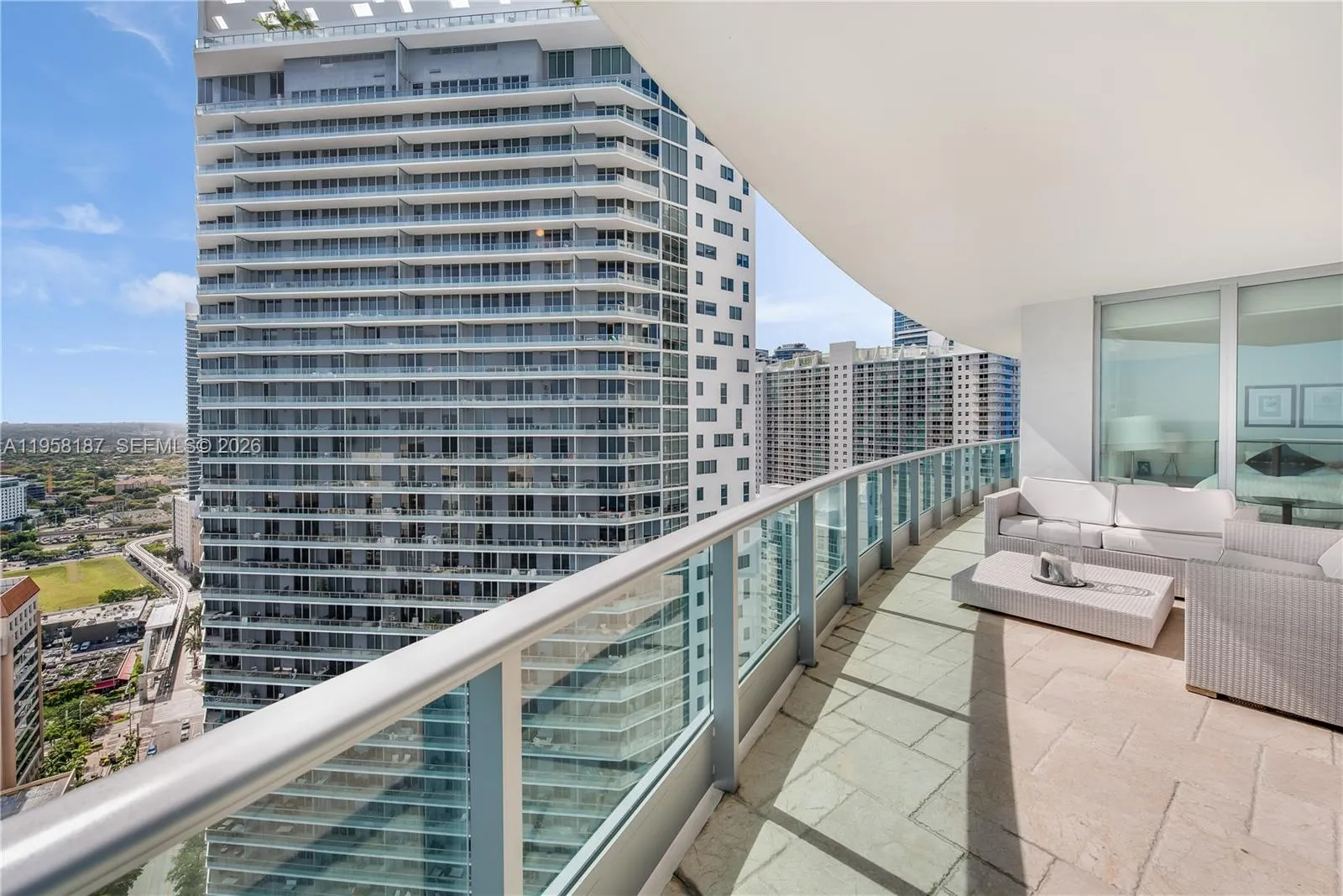 1331 Brickell Bay Dr 3311, Miami, Florida 33131, Miami, Florida 33131, 4 Bedrooms Bedrooms, ,4 BathroomsBathrooms,Residential Lease,For Rent,1331 Brickell Bay Dr 3311, Miami, Florida 33131,A11958187